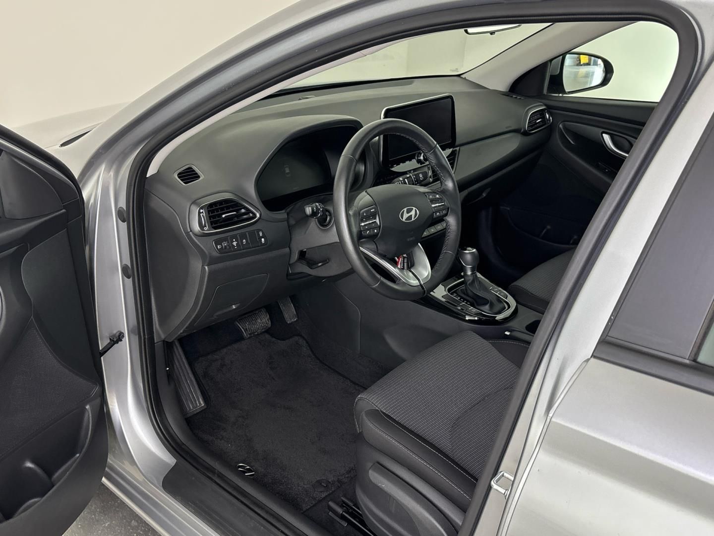 Hyundai i30, 1.5 T-GDI / 103 kW Smart DCT - fotka 6