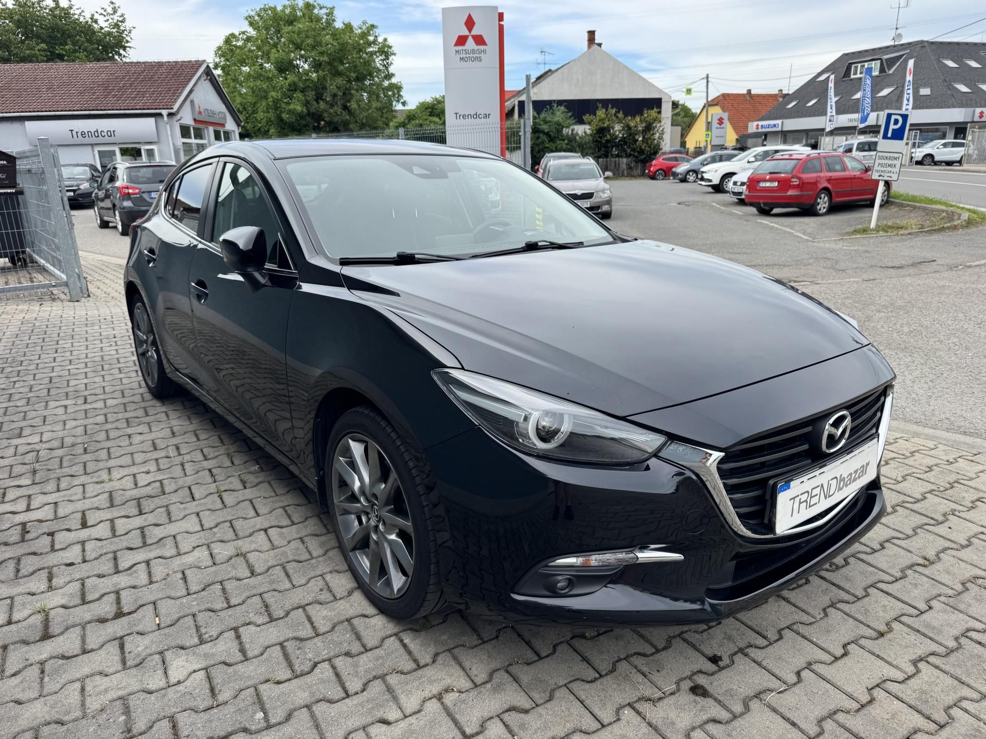 Mazda 3, 2,0 SKYACTIV - fotka 2