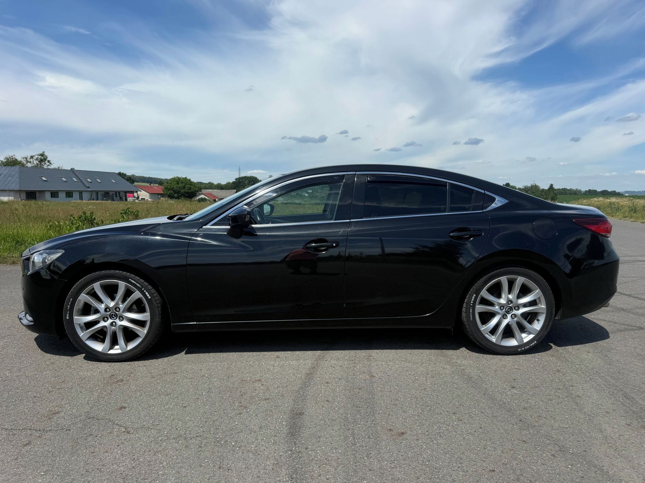 Mazda 6, Revolution Top 2,2 130 kW - fotka 2