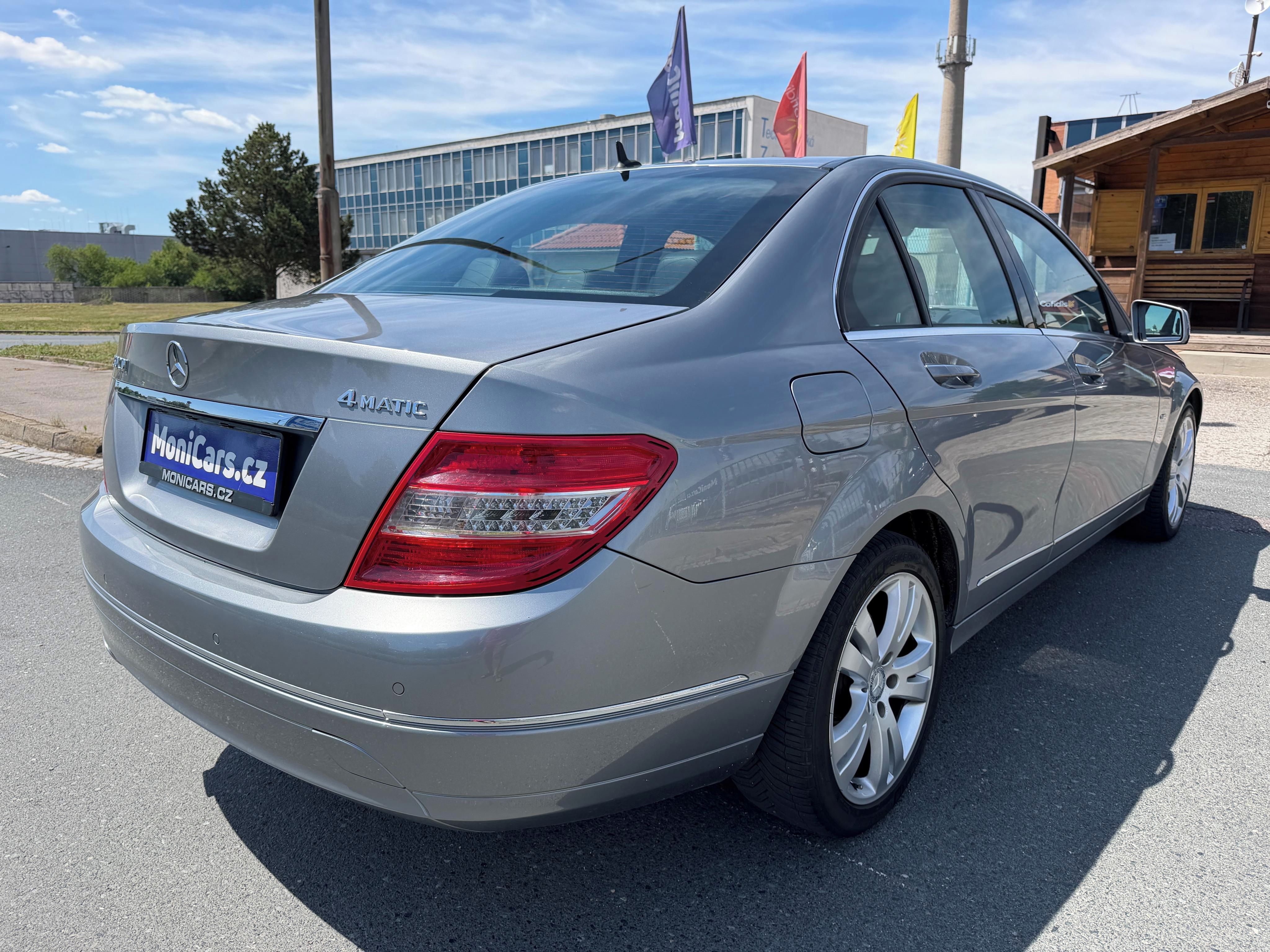 Mercedes-Benz Třídy C, 250 CDI 150kW 4MATIC, AUTOMAT - fotka 5