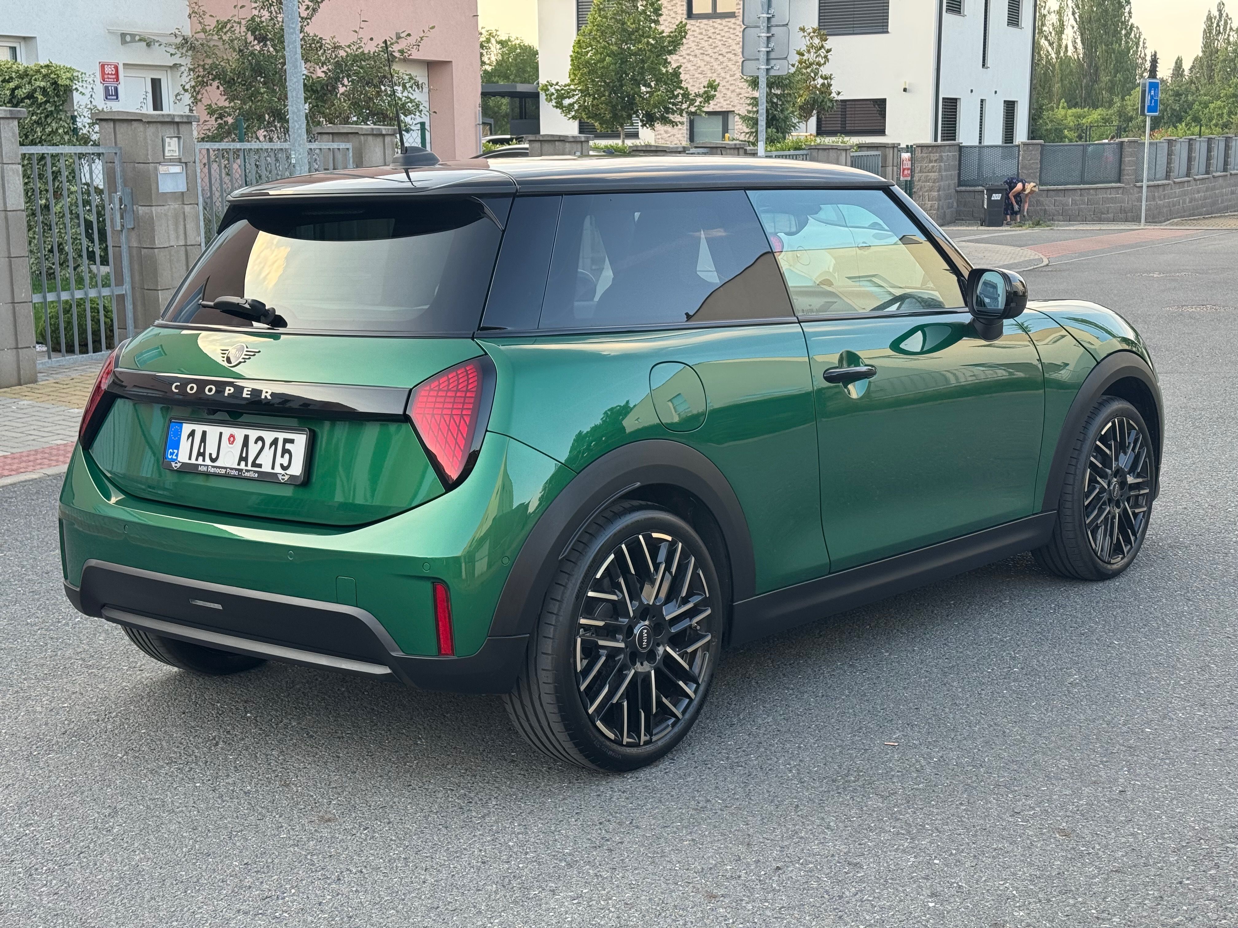 Mini Cooper, C 115kw Kam Pano DPH ČR - fotka 5