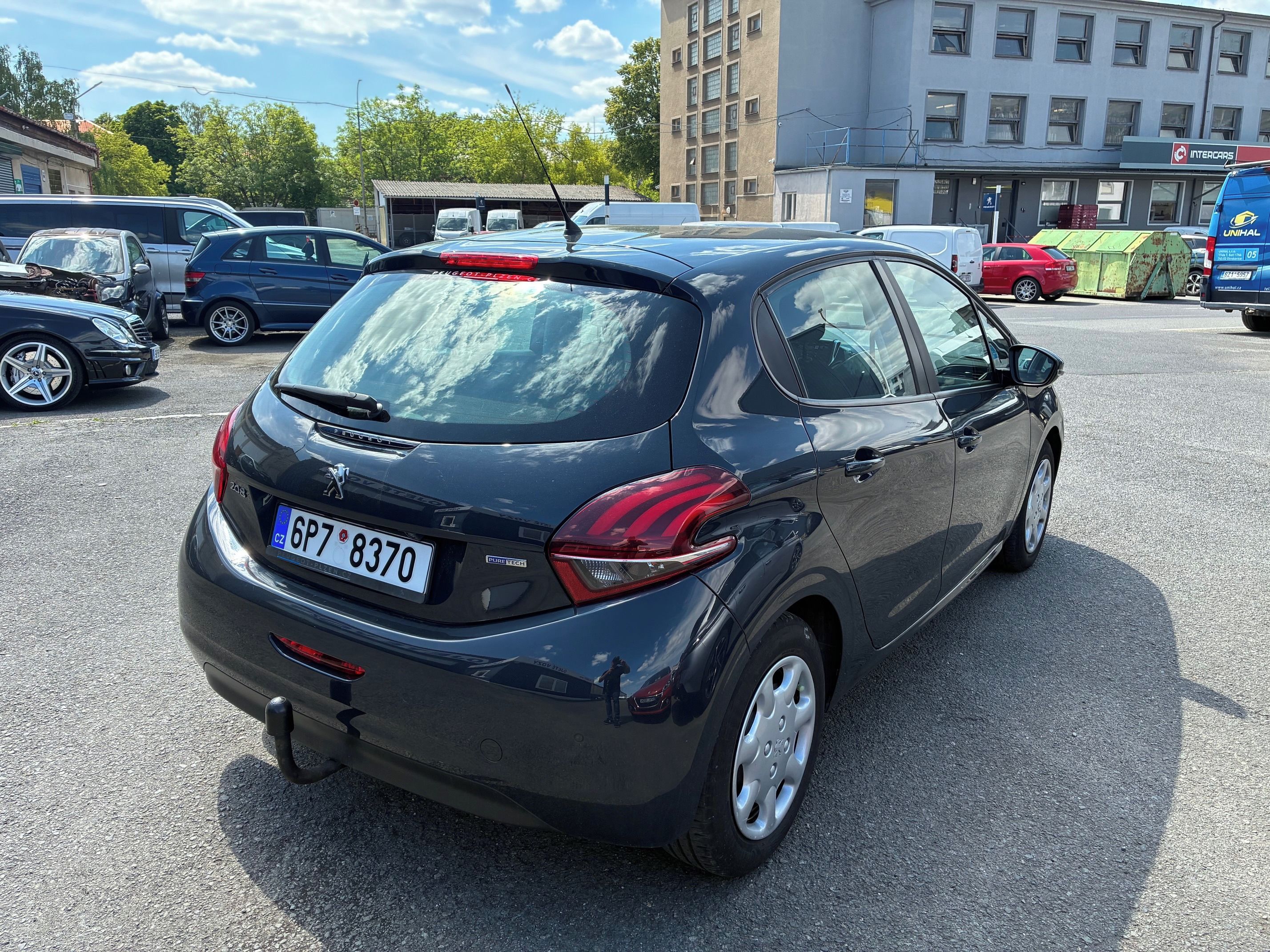 Peugeot 208, Active 1,2 Pure Tech 82k 1.maj - fotka 3
