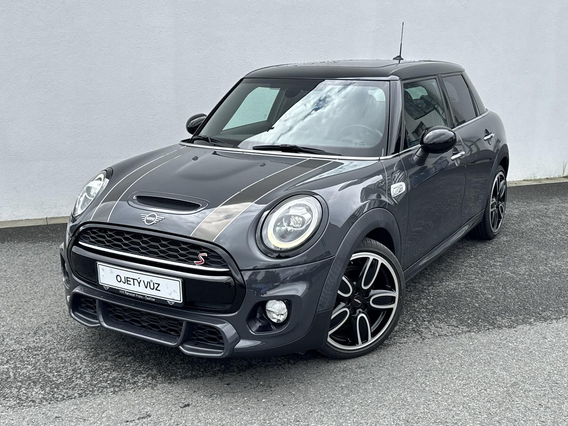 Mini Cooper, MINI COOPER S