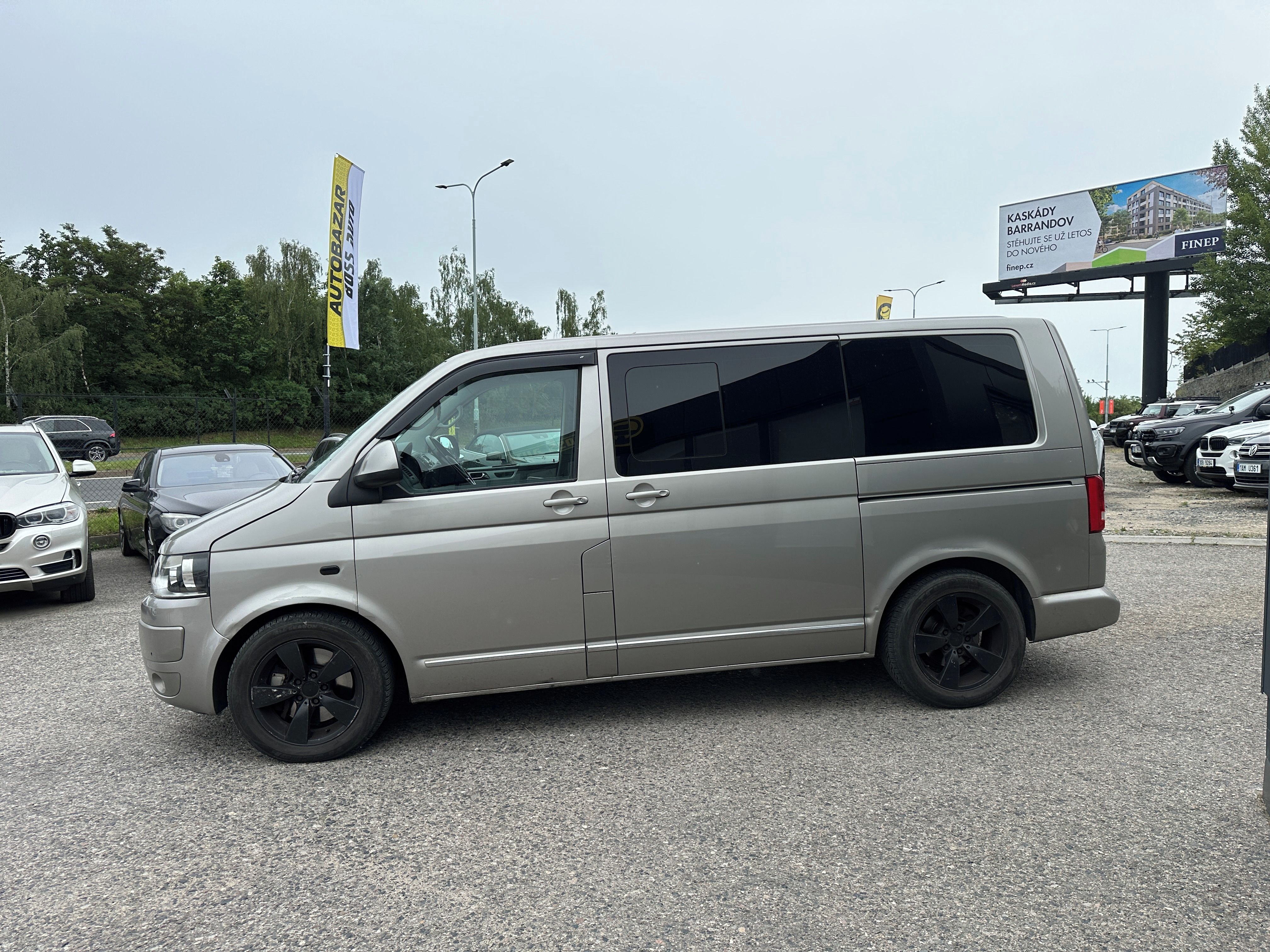 Volkswagen Multivan, Volkswagen Multivan 2010 - fotka 5