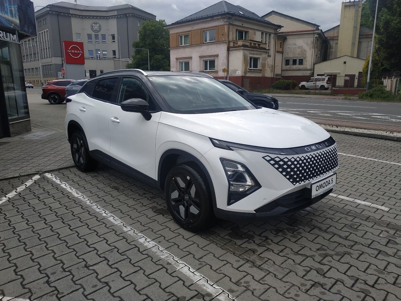 Omoda 5, 1.T HEV Premium AT, SKLADEM - fotka 3
