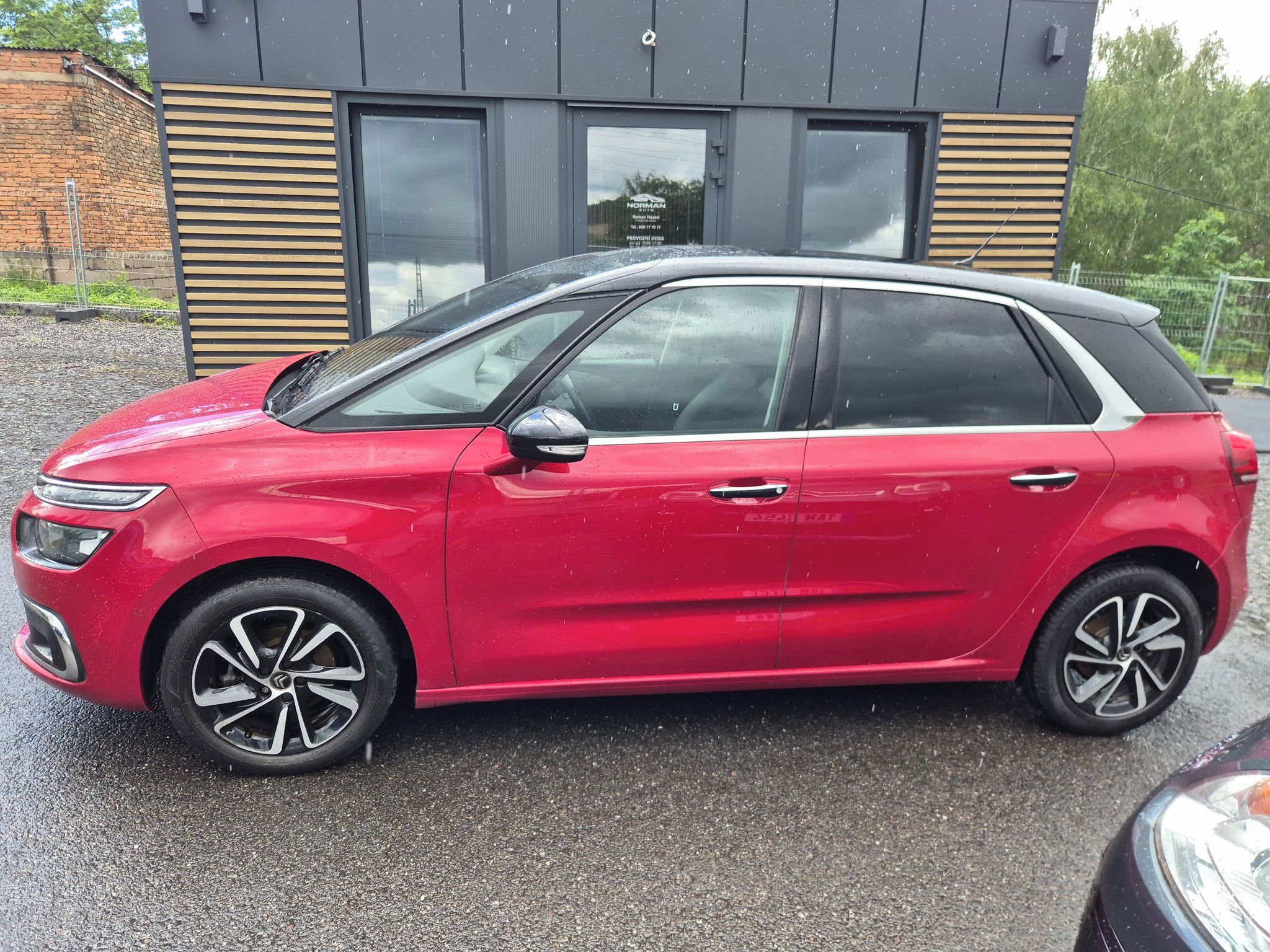 Citroën C4 Picasso, SHINE - fotka 4