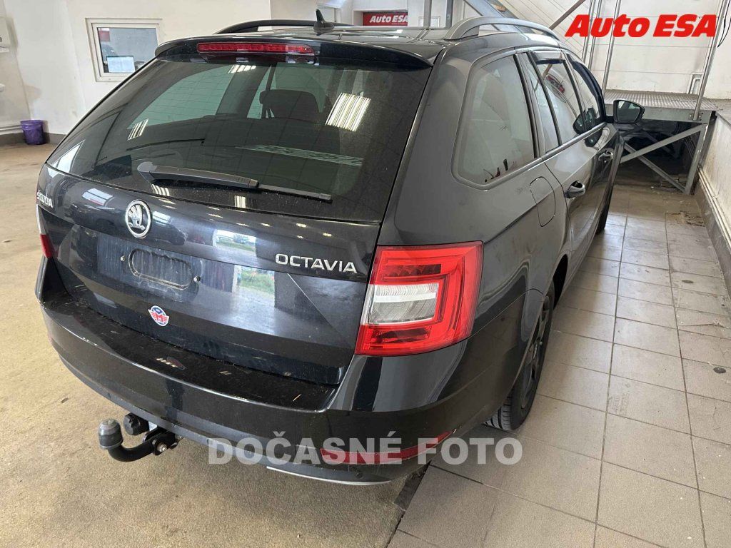 Škoda Octavia, 1.5 TSI - fotka 2