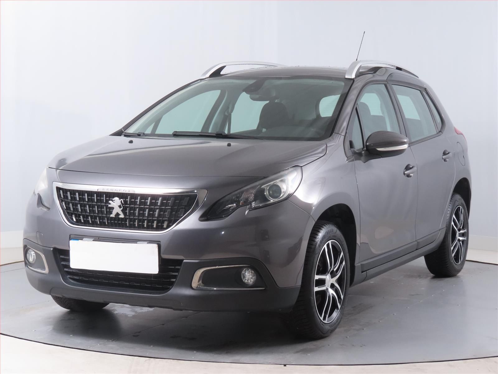 Peugeot 2008, 1.2 PureTech, Active, ČR,1.maj - fotka 2