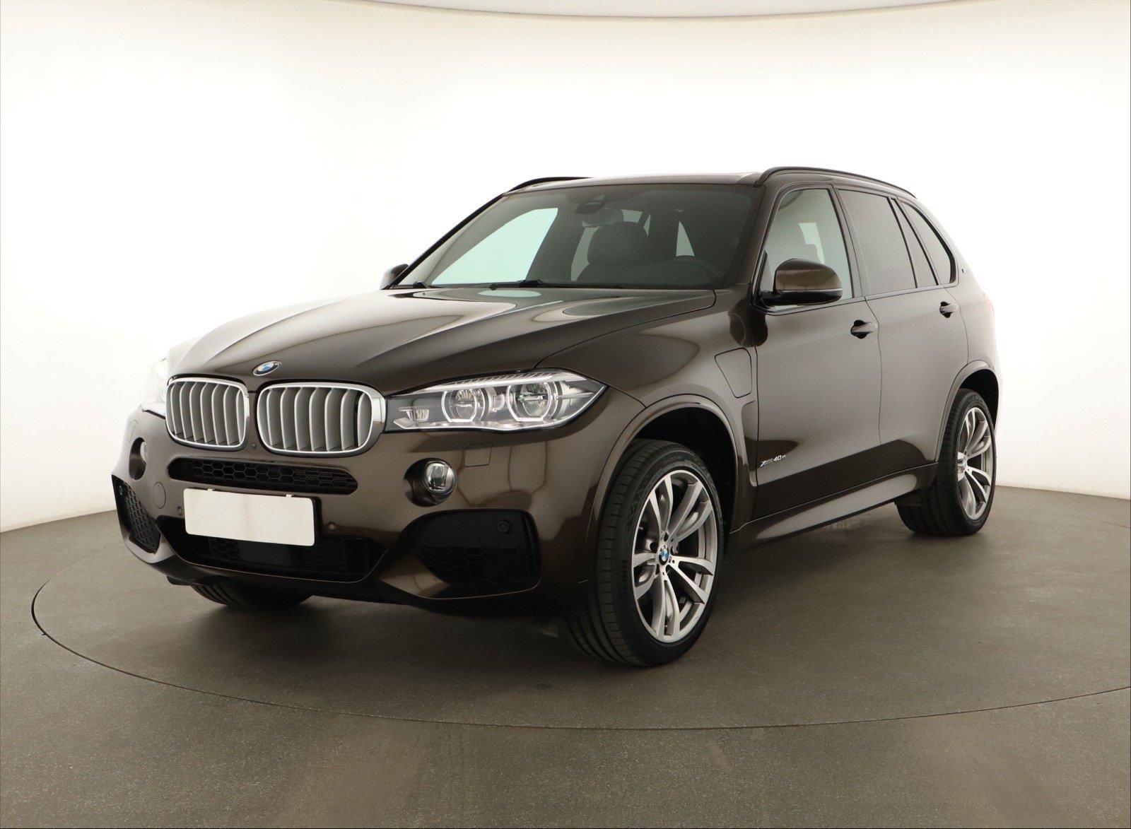 BMW X5, xDrive40e, 4X4, Automat, Kůže - fotka 2