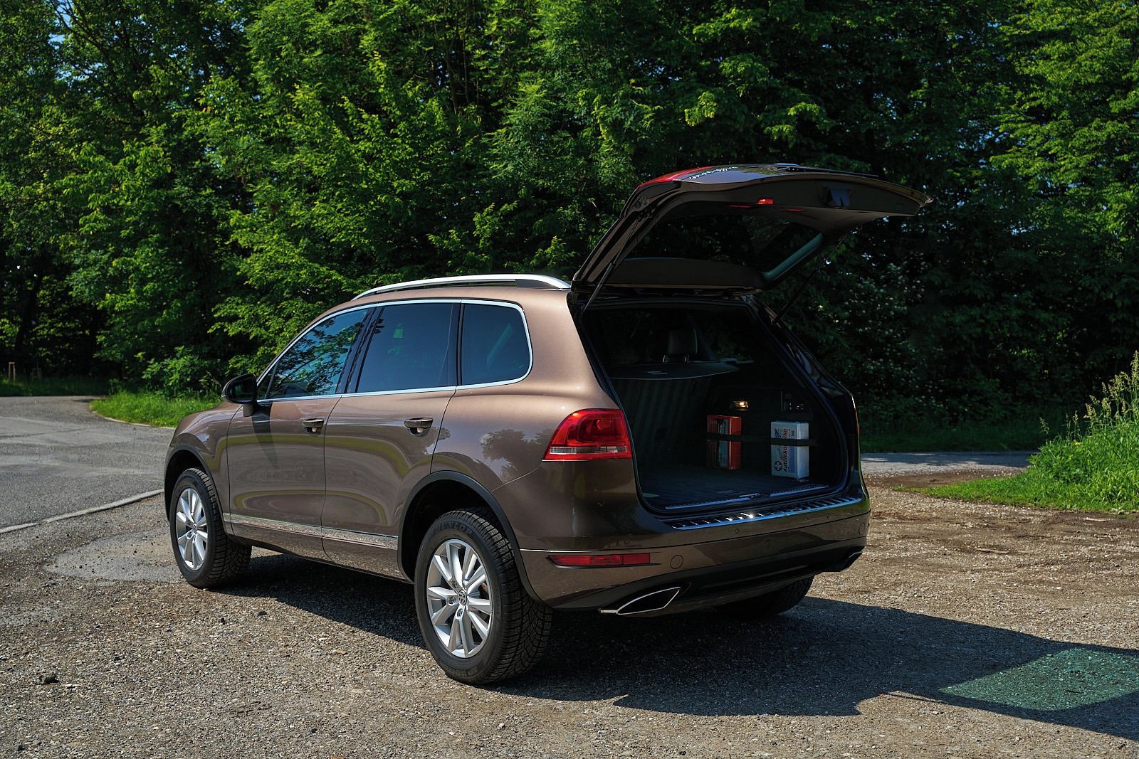 Volkswagen Touareg, 3.0 TDi 4x4,1.maj,ČR - fotka 5