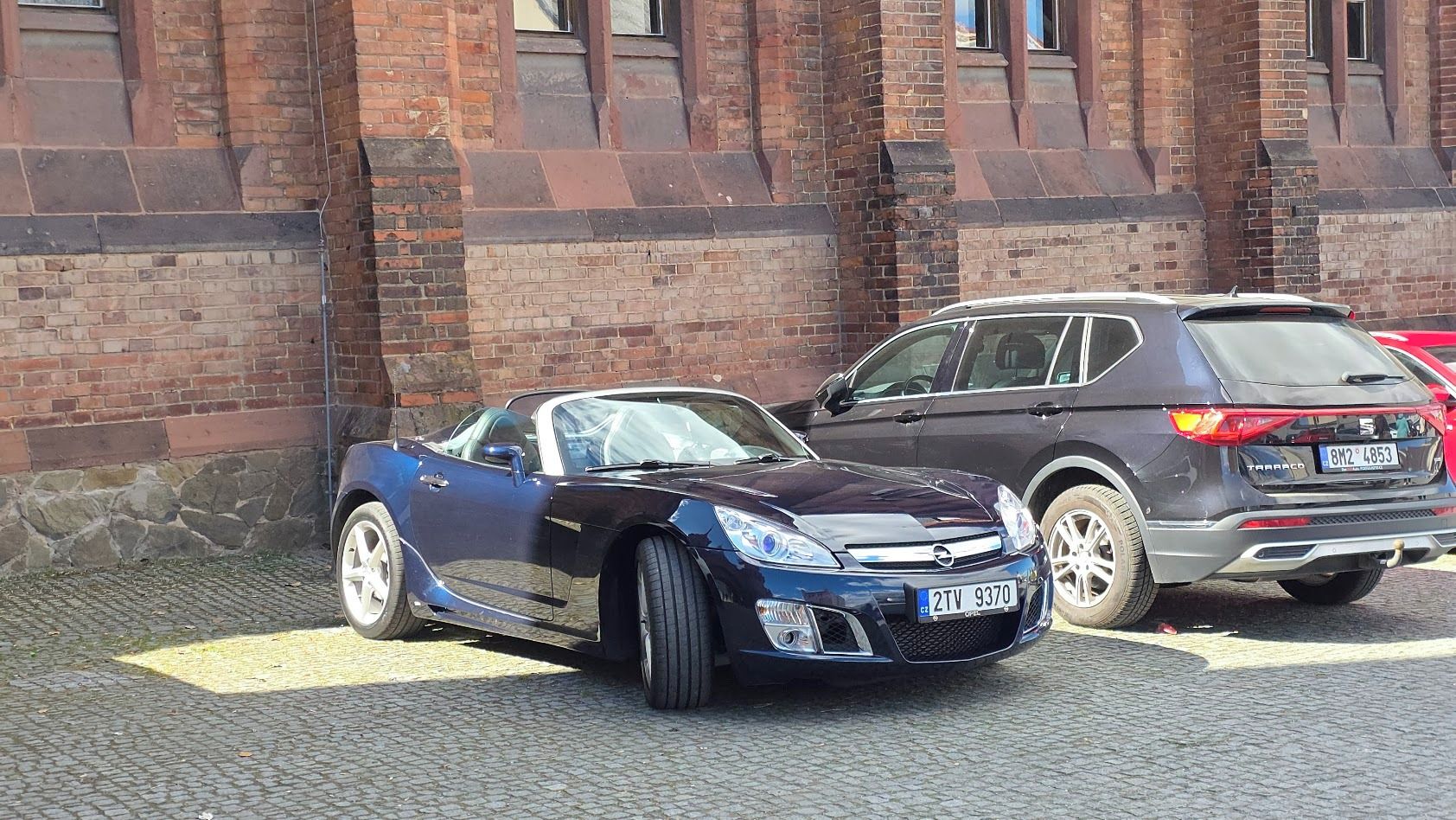 Opel GT, vzácný roadster - fotka 4