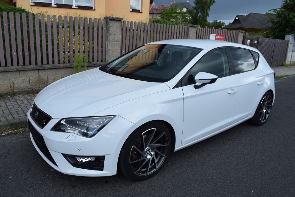 Seat Leon, FR 2.0TDI 135kW, Navi, LED