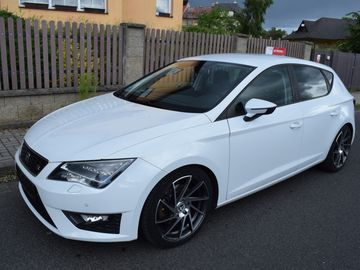 FR 2.0TDI 135kW, Navi, LED