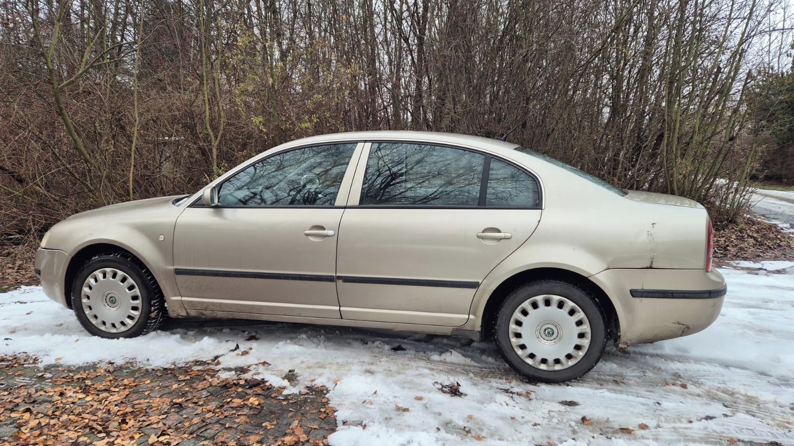 Škoda Superb, 1,9 TDI - fotka 2