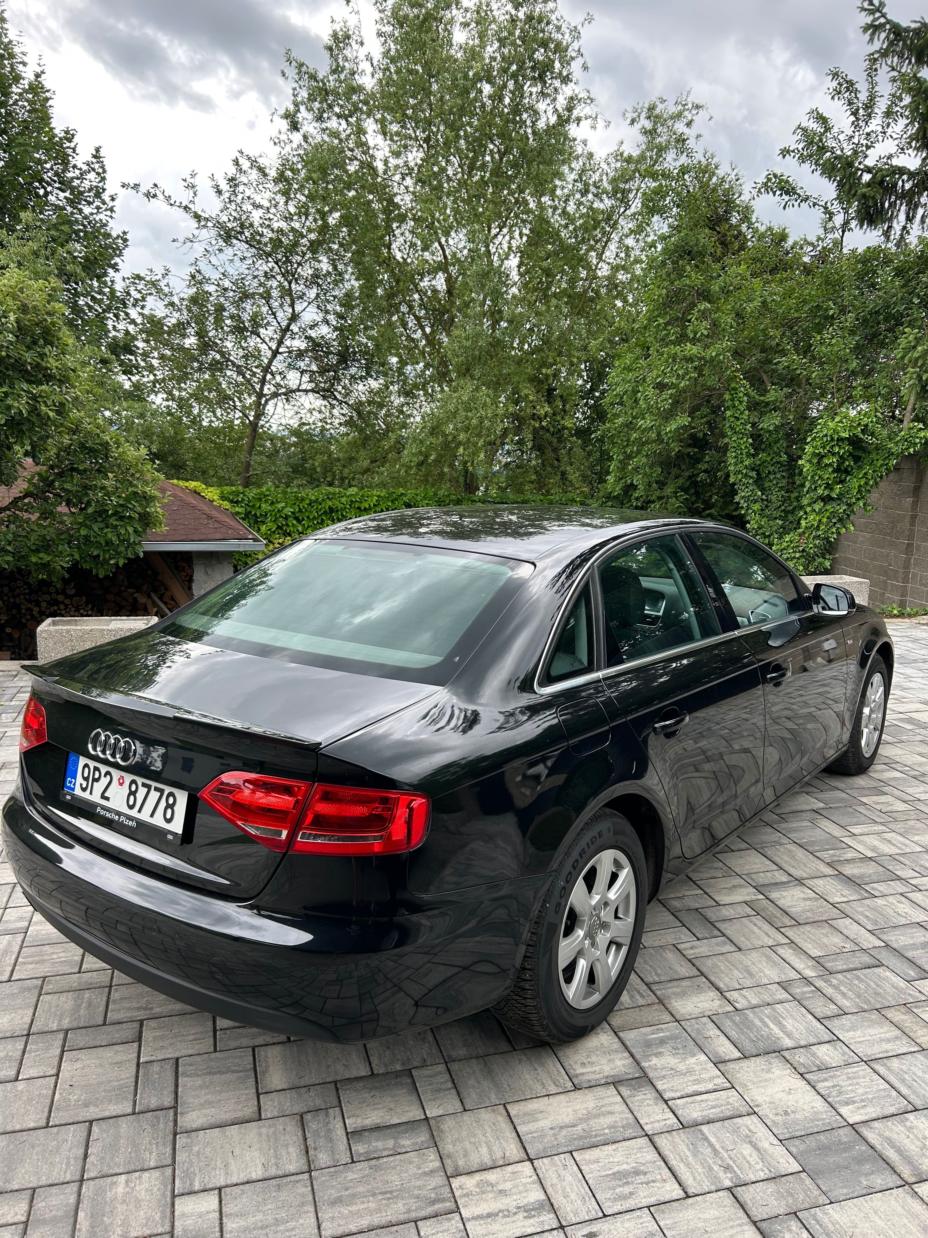 Audi A4, Audi A4 b8 2010 1.8 TFSI - fotka 5
