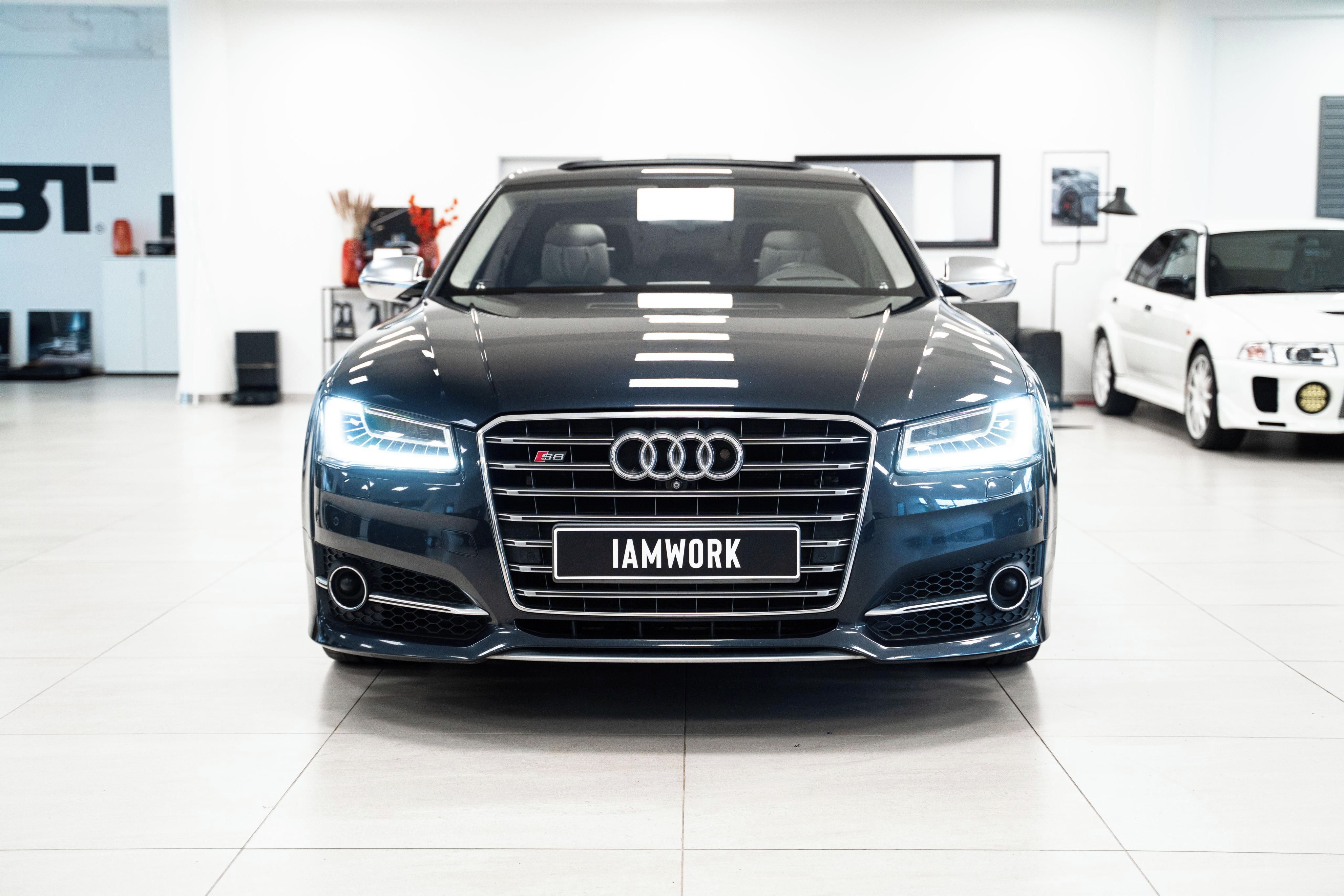 Audi S8, 4.0 TFSi - DPH, 382kW, B&O, TV