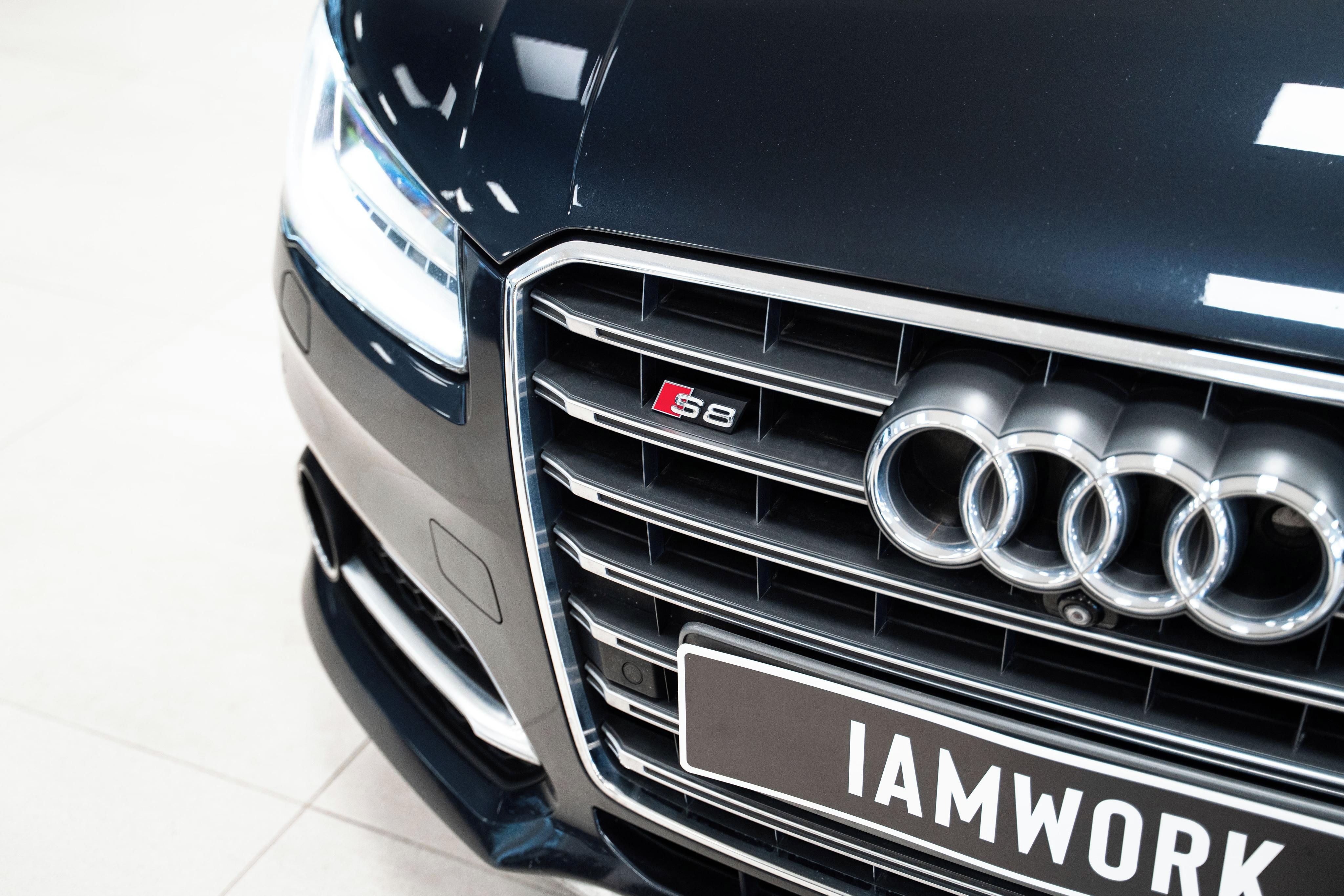 Audi S8, 4.0 TFSi - DPH, 382kW, B&O, TV - fotka 4