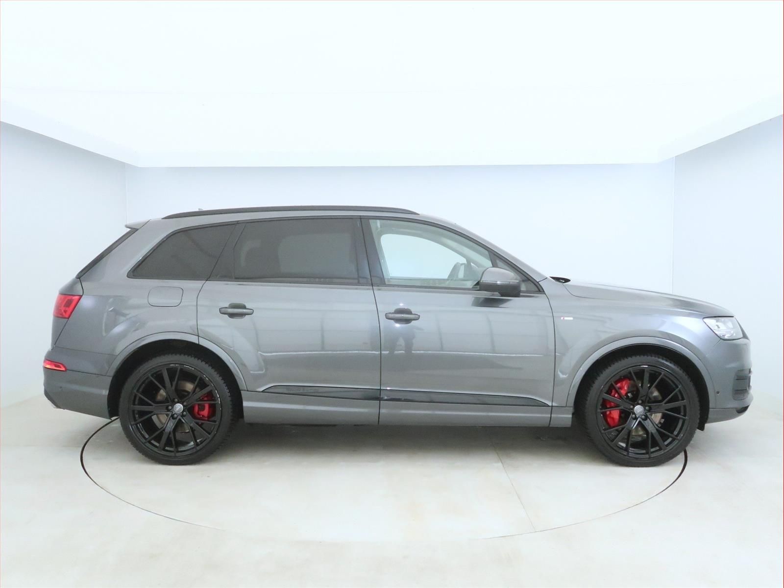 Audi Q7, 3.0 TDI, 4X4, Automat, Kůže - fotka 6