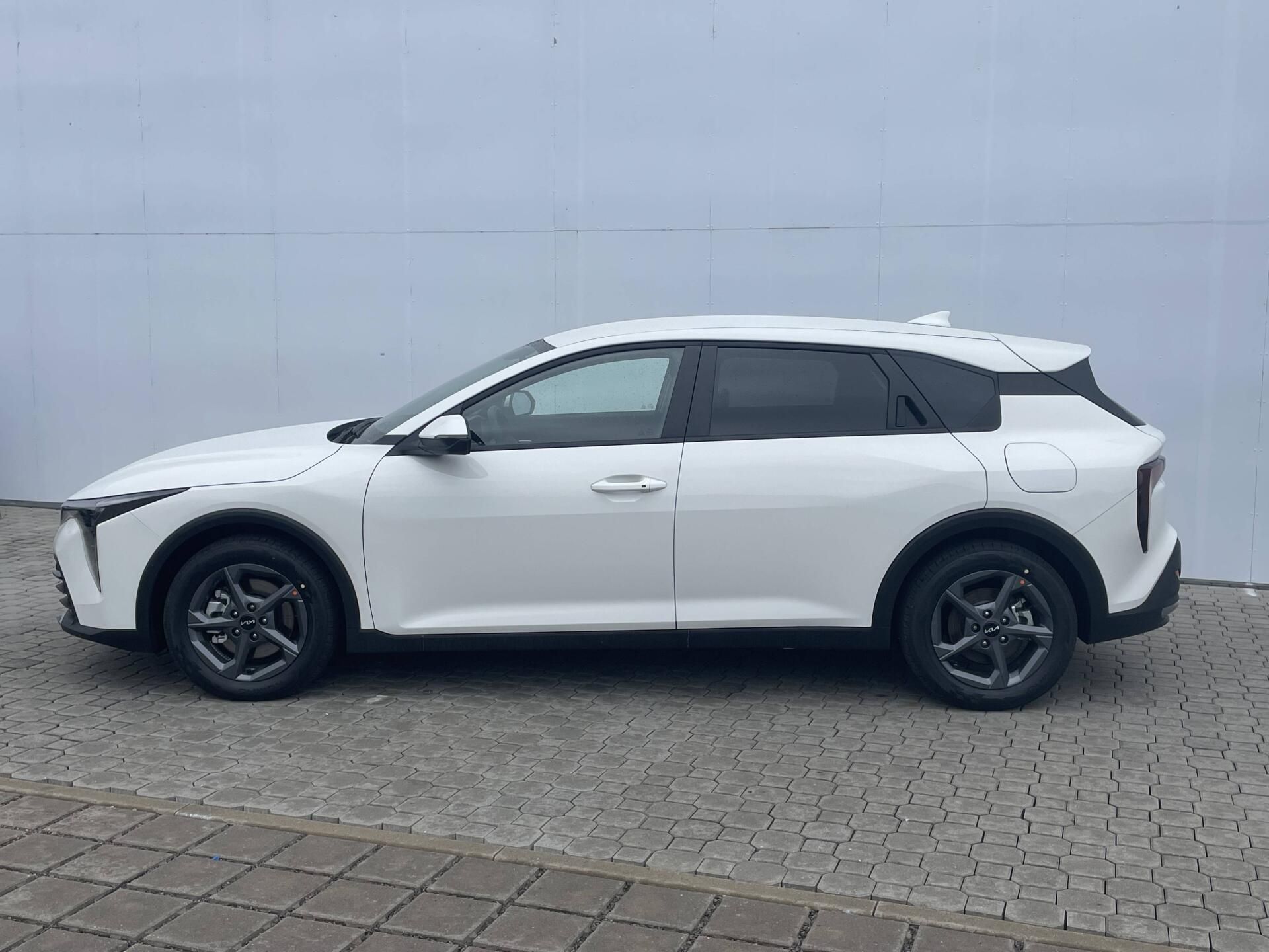 Kia K4, EXCLUSIVE 7DCT 1,6 T-GDi - fotka 3