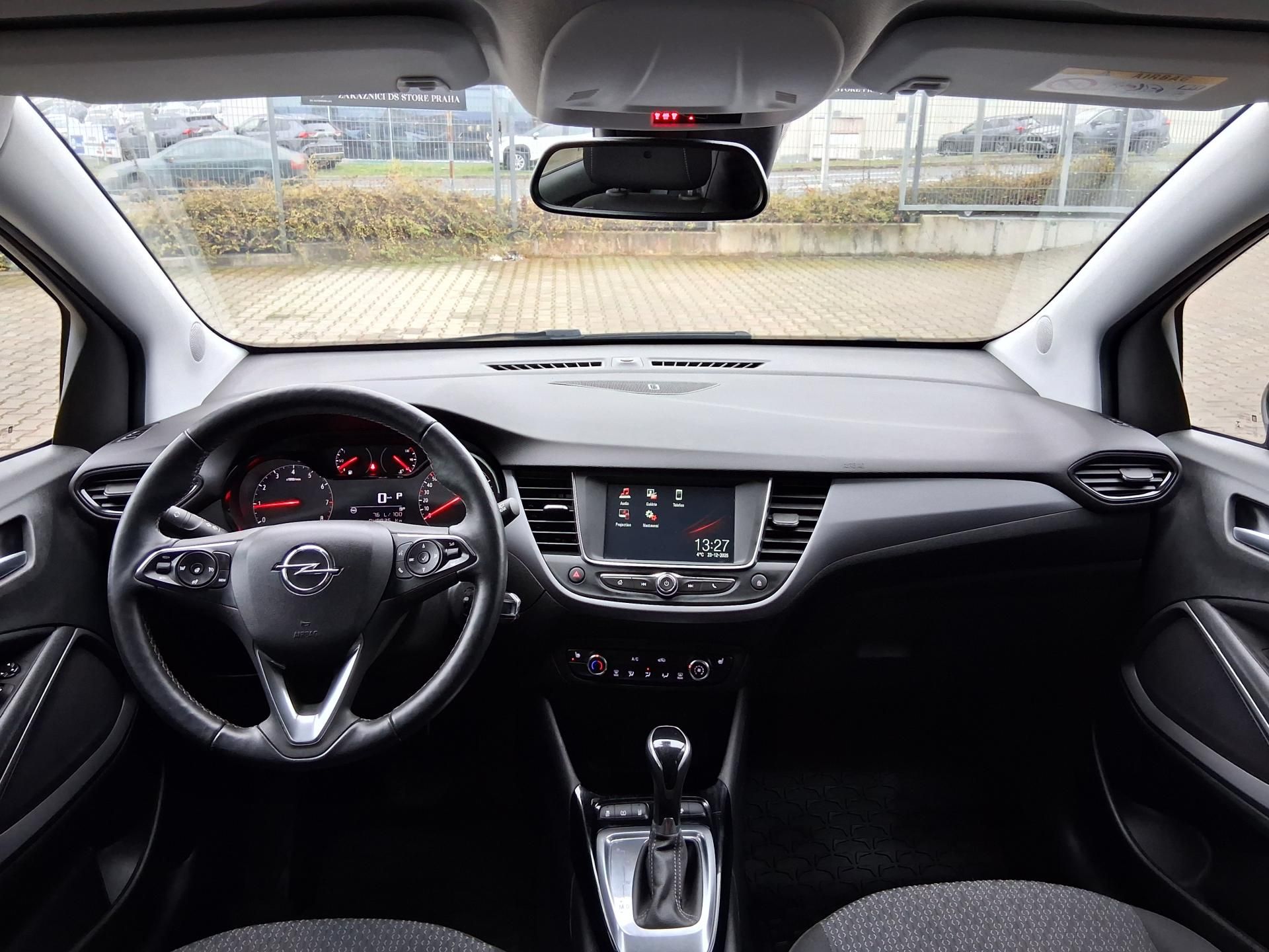 Opel Crossland X, SMILE 1.2 TURBO 96 kW - fotka 2