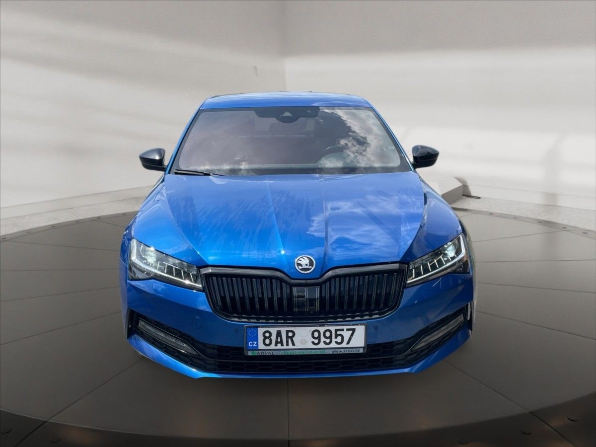 Škoda Superb, 1,5 TSI 110 Sportline - fotka 2