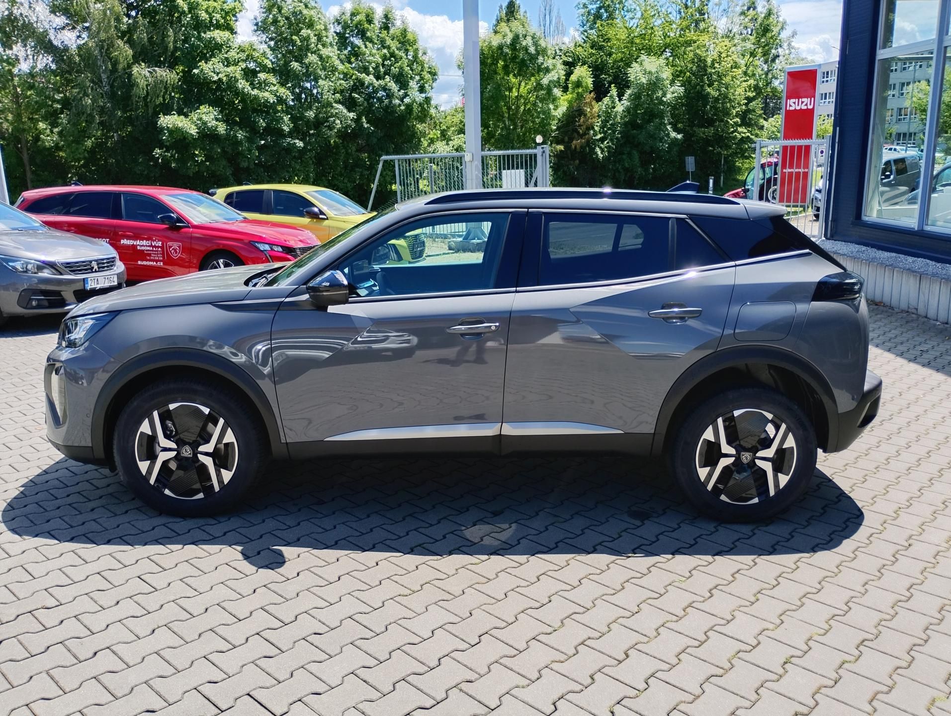 Peugeot 2008, ALLURE Hybrid 145 e-DCS6 - fotka 4