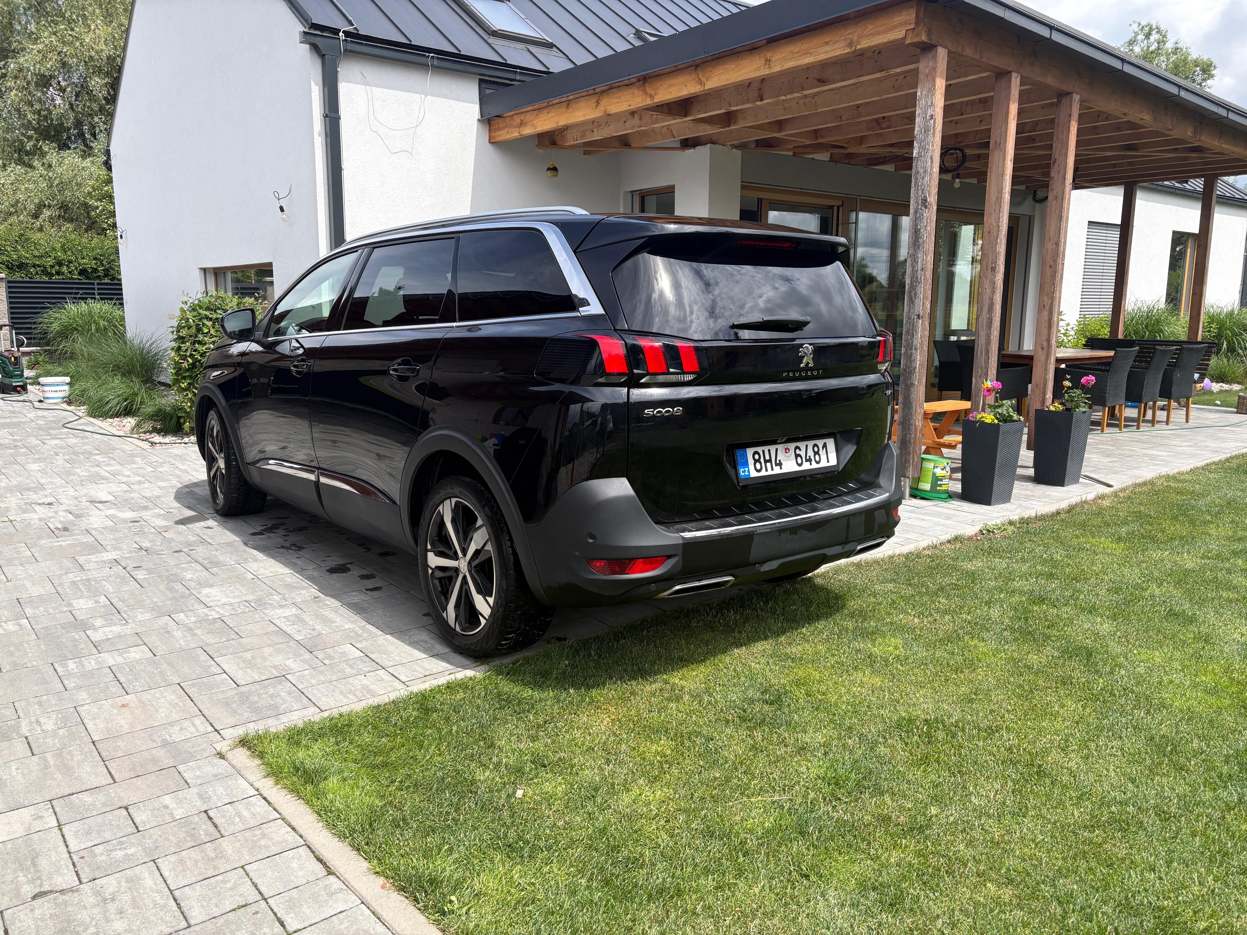 Peugeot 5008, 2.0 HDI 133kW GT line AT - fotka 3