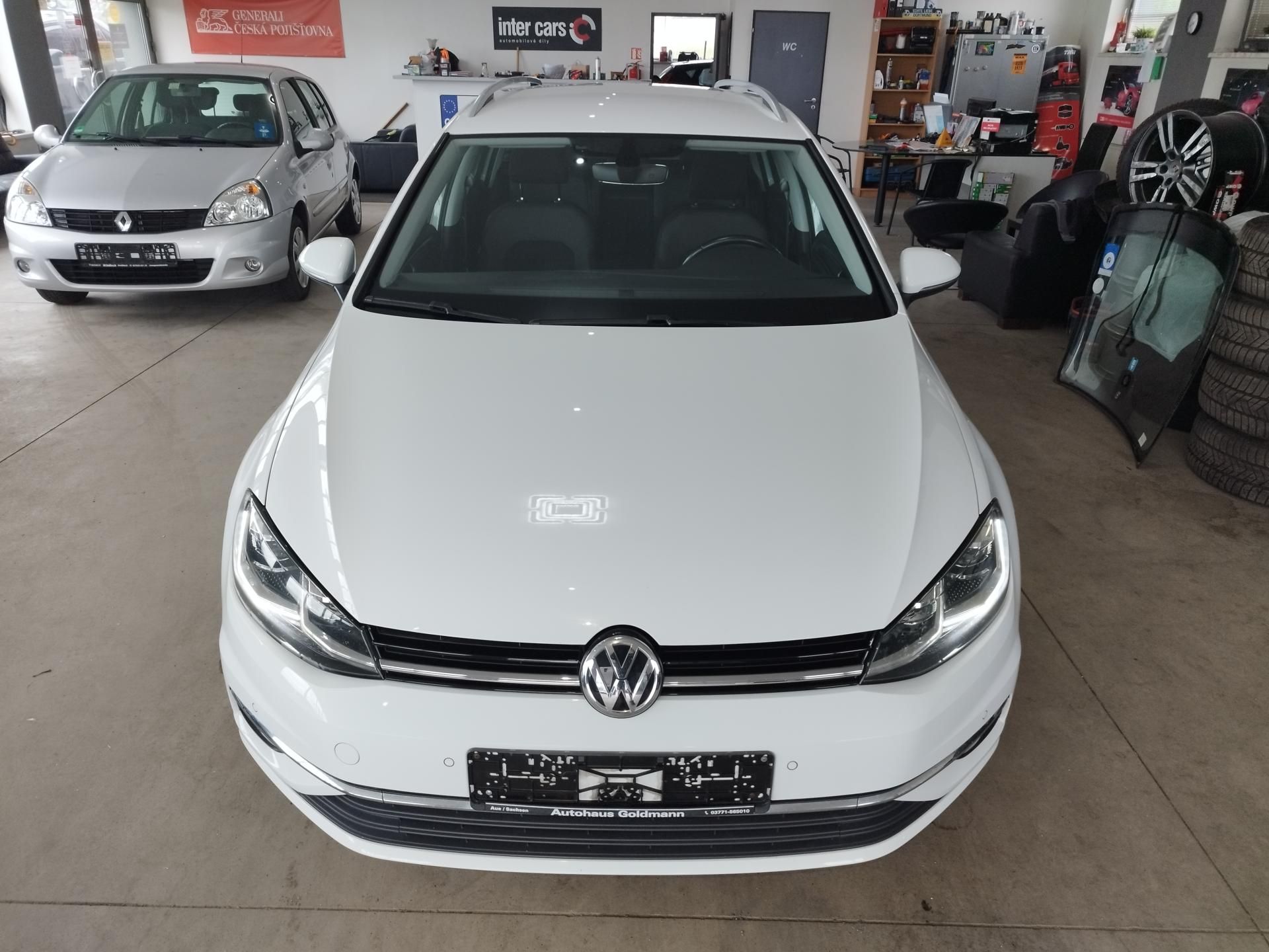 Volkswagen Golf, TSI,92KW,FULL,LED,19ALU,TAŽNÝ - fotka 3