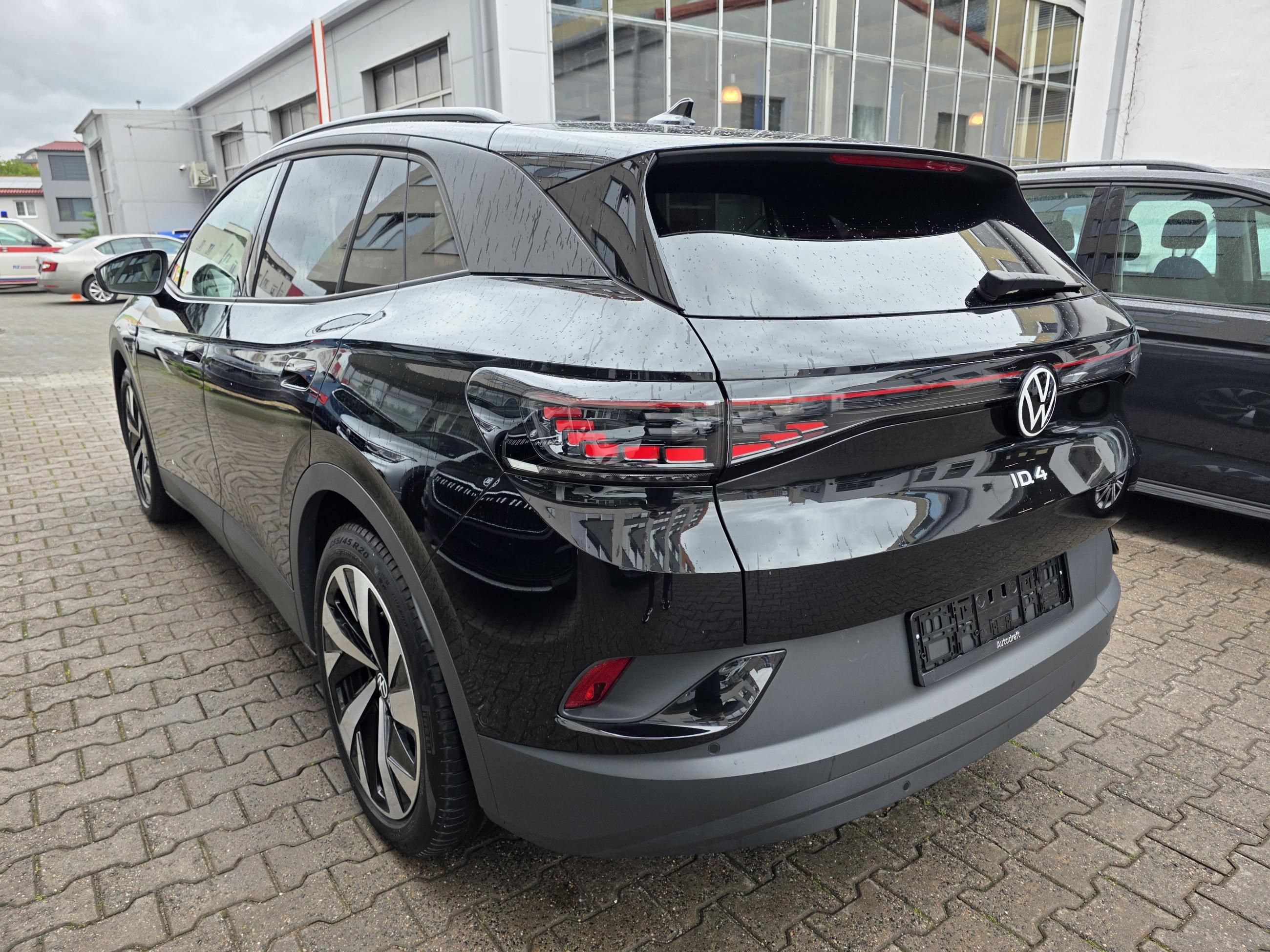 Volkswagen ID.4, Pro 150kW / ALU 20''+ 19" - fotka 5