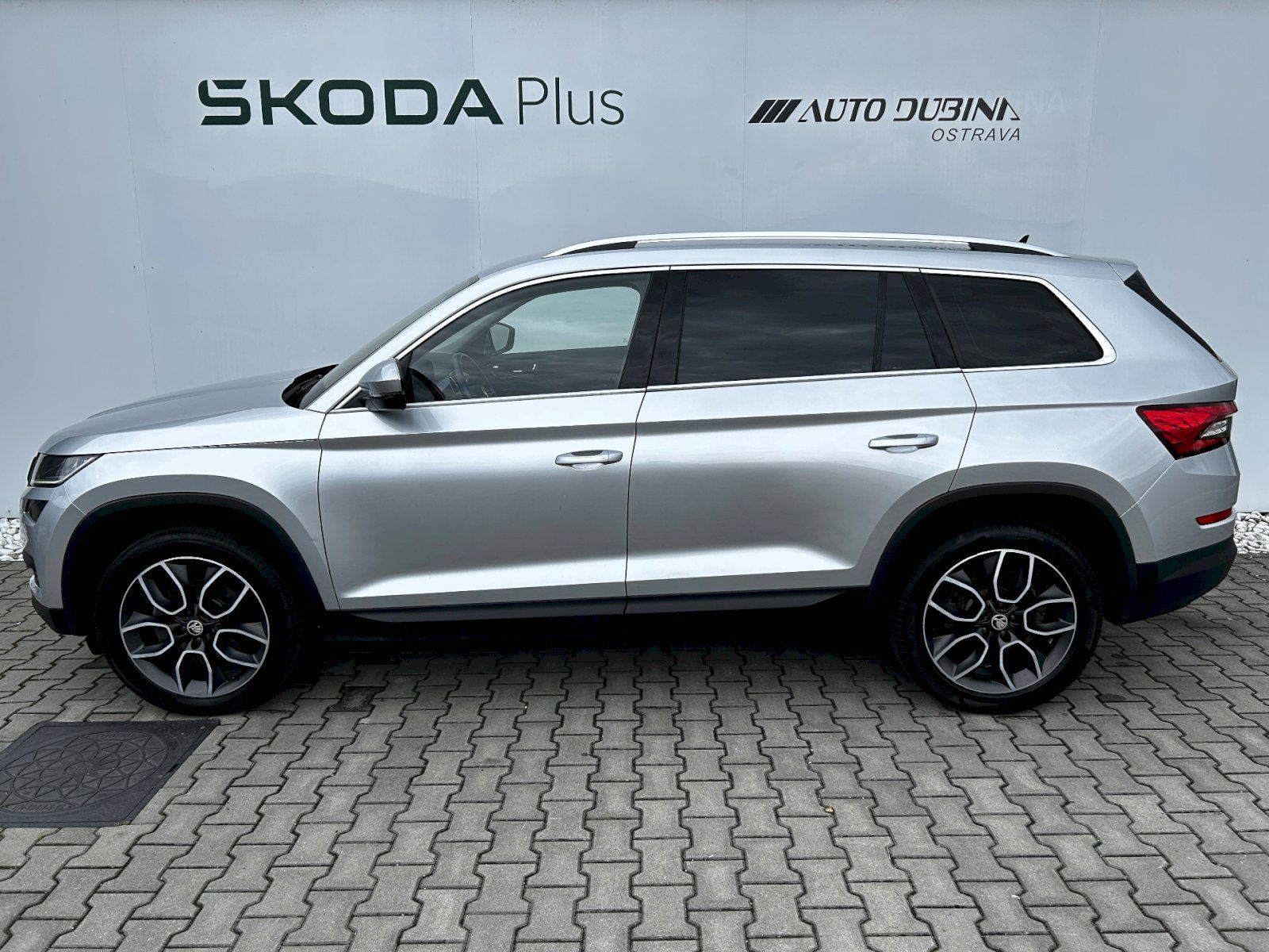 Škoda Kodiaq, 2.0 TDI 110kW 4x4 DSG Style+ - fotka 3