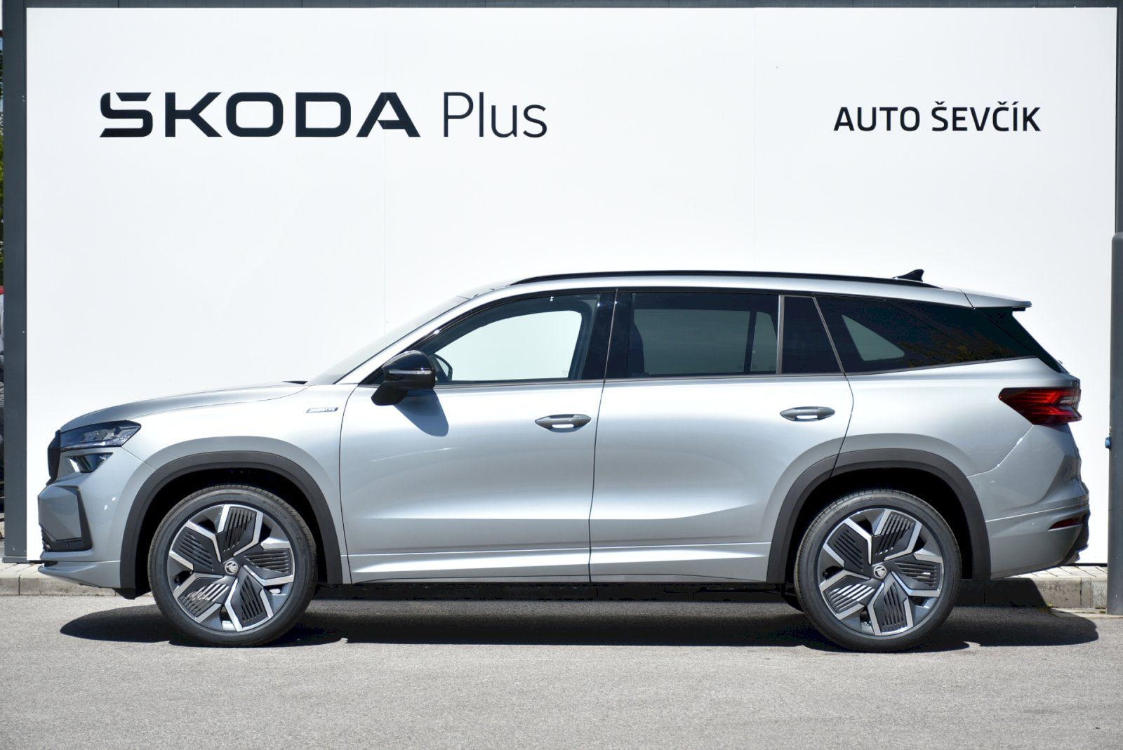 Škoda Kodiaq, Sportline 2,0 TDI 7-stup. auto - fotka 3