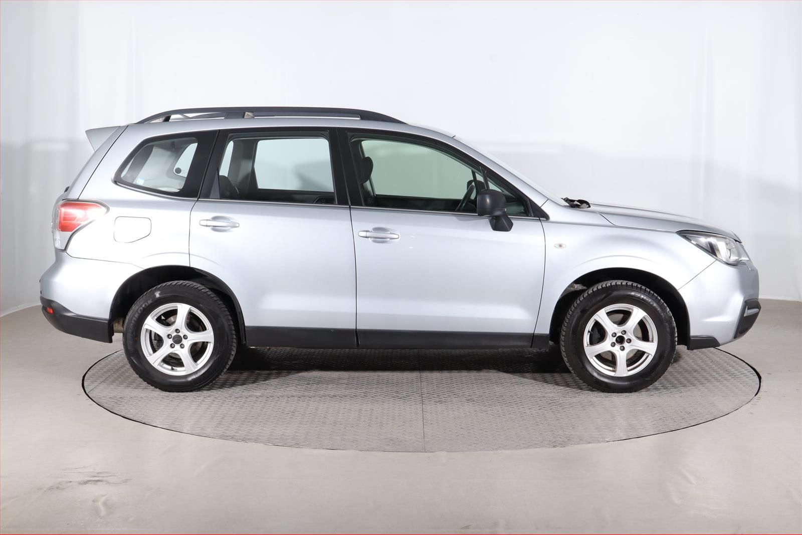 Subaru Forester, 2.0 d, 4X4 - fotka 6