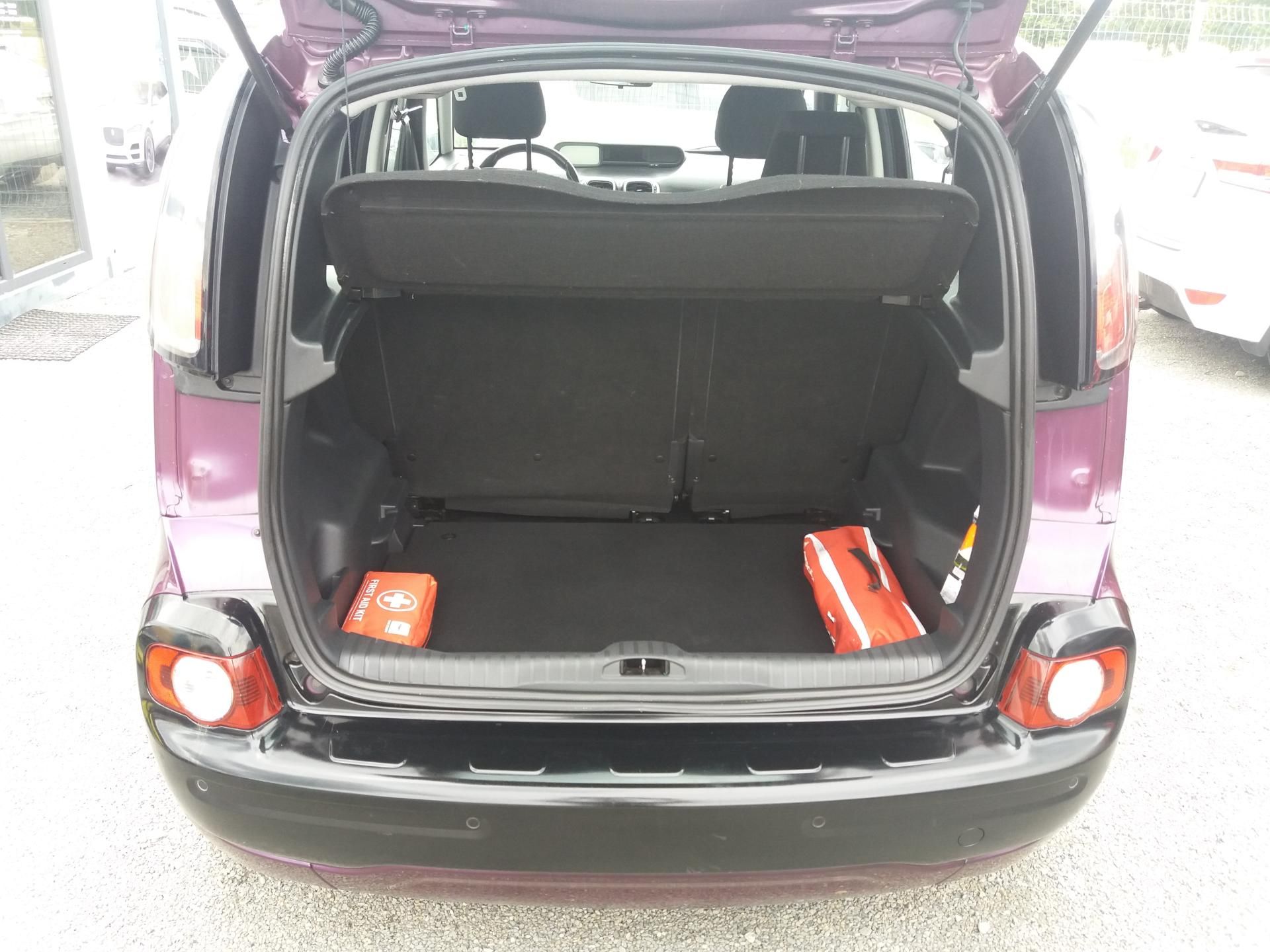Citroën C3 Picasso, 1.6VTi,1.MAJITEL,SERVI.KNÍŽKA! - fotka 6