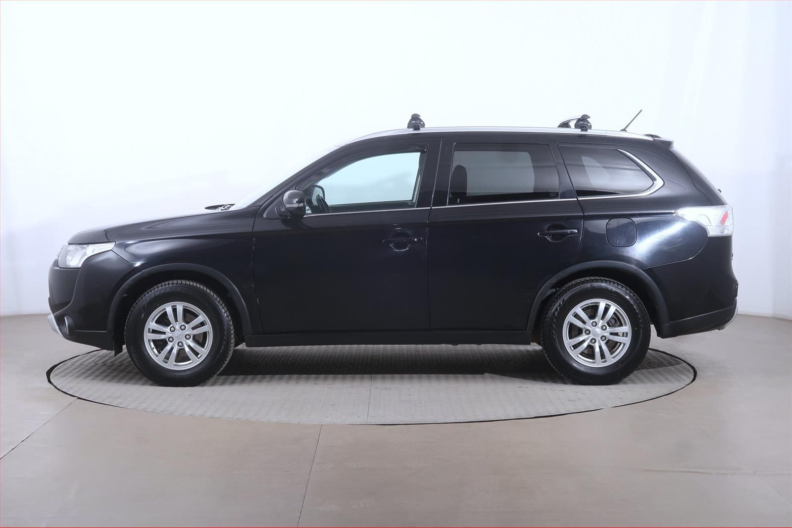 Mitsubishi Outlander, 2.2 DI-D, 4X4, Serv.kniha - fotka 3