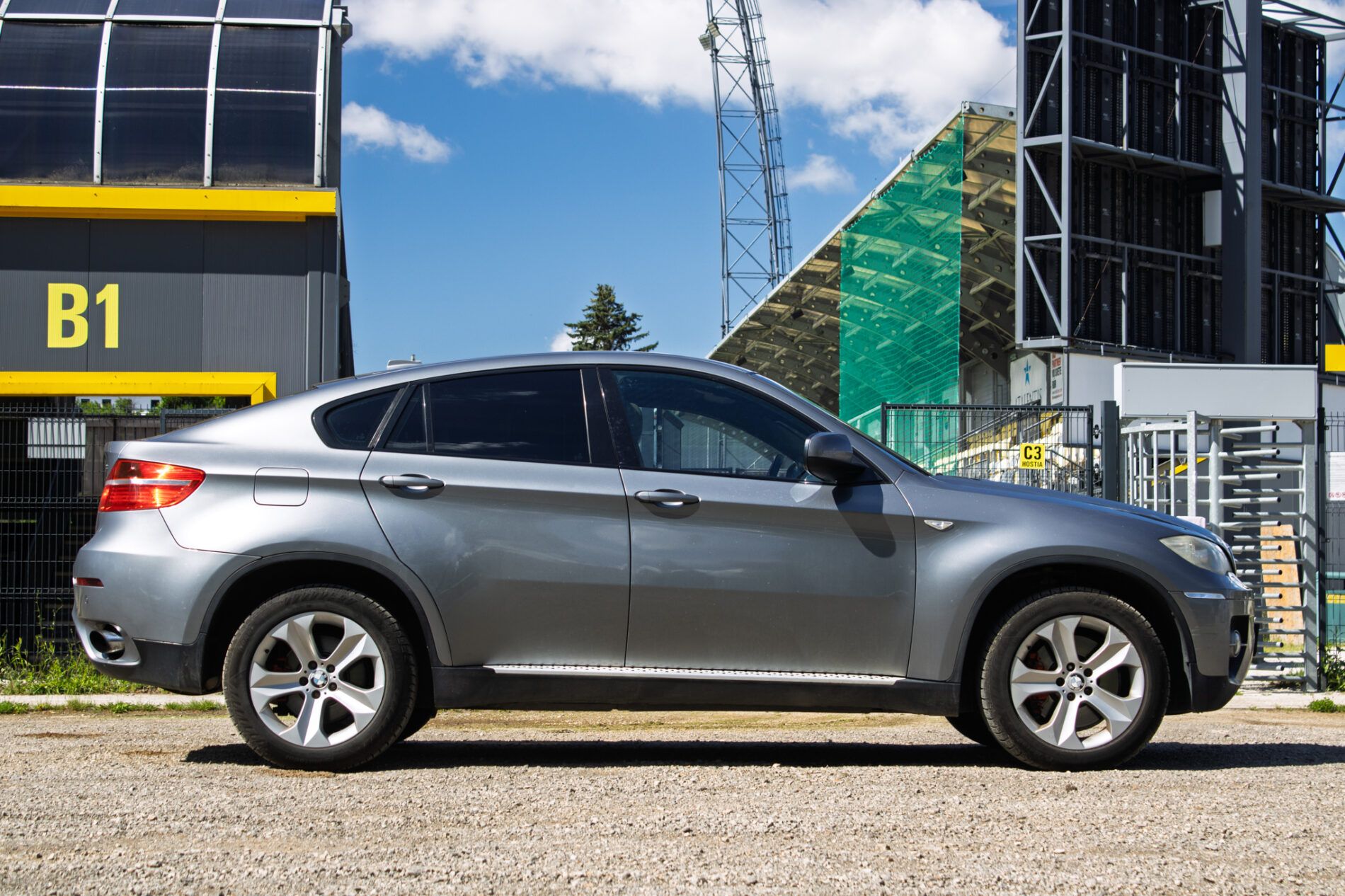 BMW X6 - fotka 4