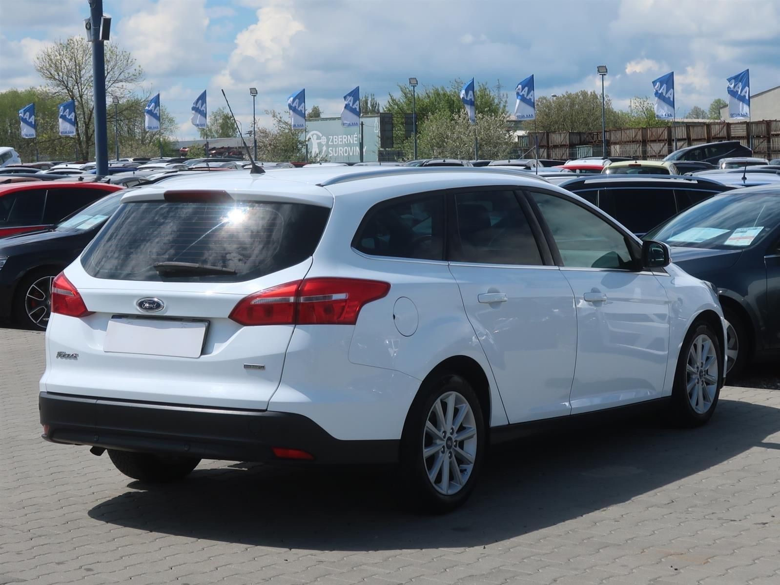 Ford Focus, 1.0 EcoBoost, Titanium - fotka 5