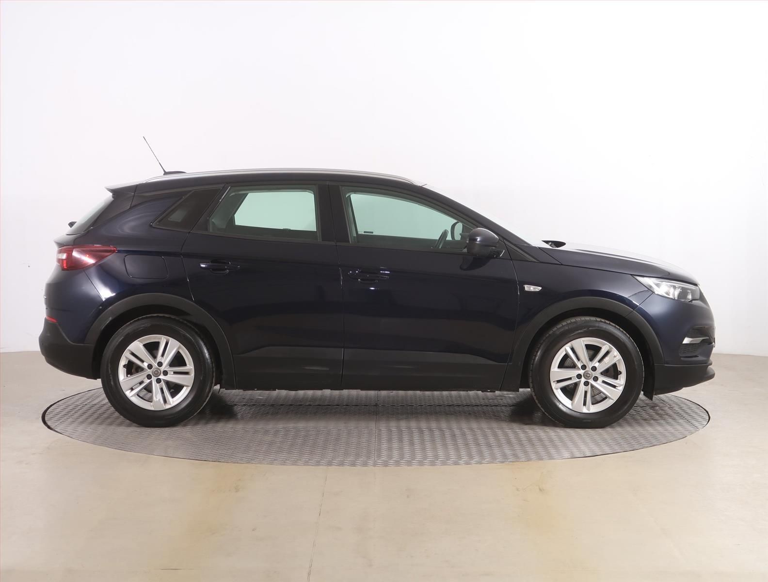Opel Grandland X, 1.6 CDTI, Serv.kniha - fotka 6
