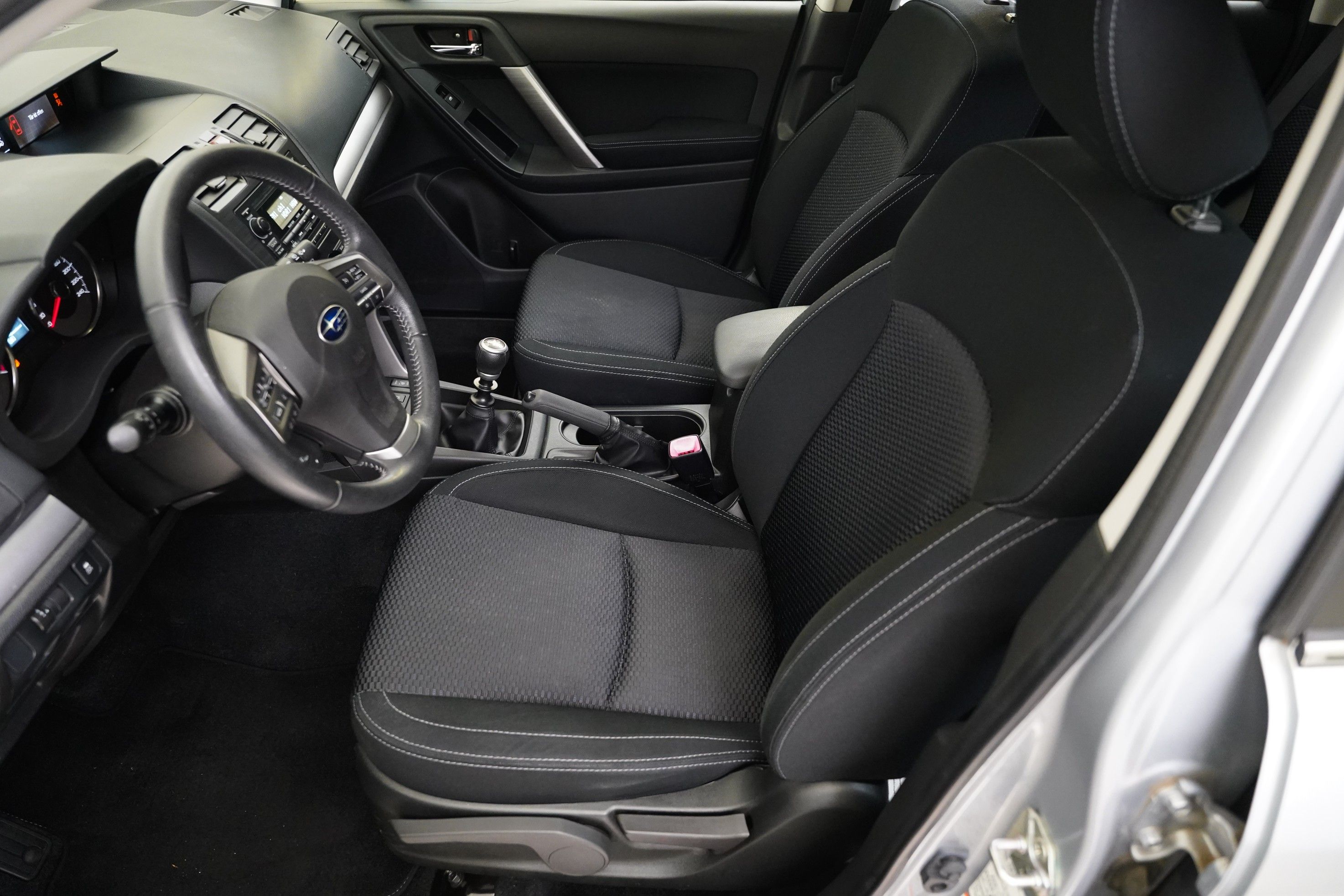 Subaru Forester, 2.0 i 110 kW AWD - fotka 5