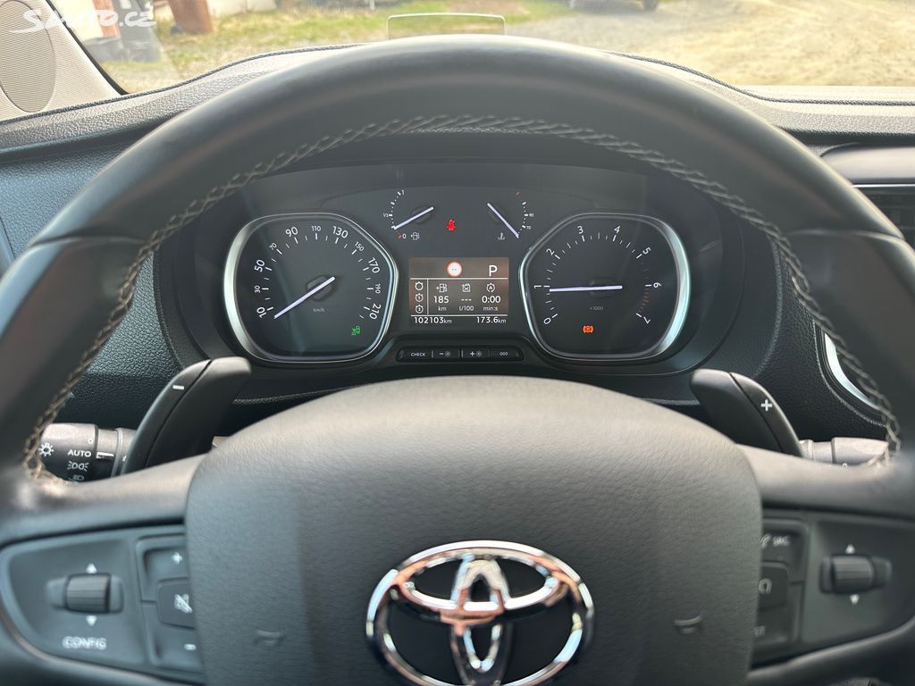 Toyota Proace, 2.0 diesel - fotka 5