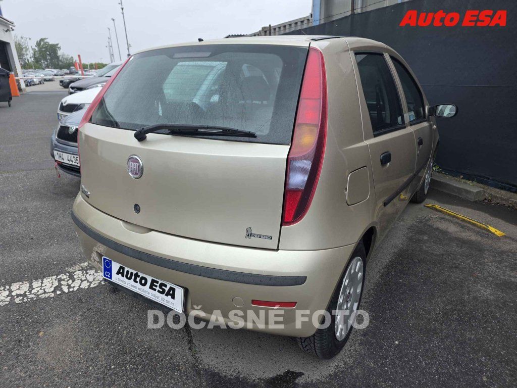 Fiat Punto, 1.2i,1.maj,ČR - fotka 2