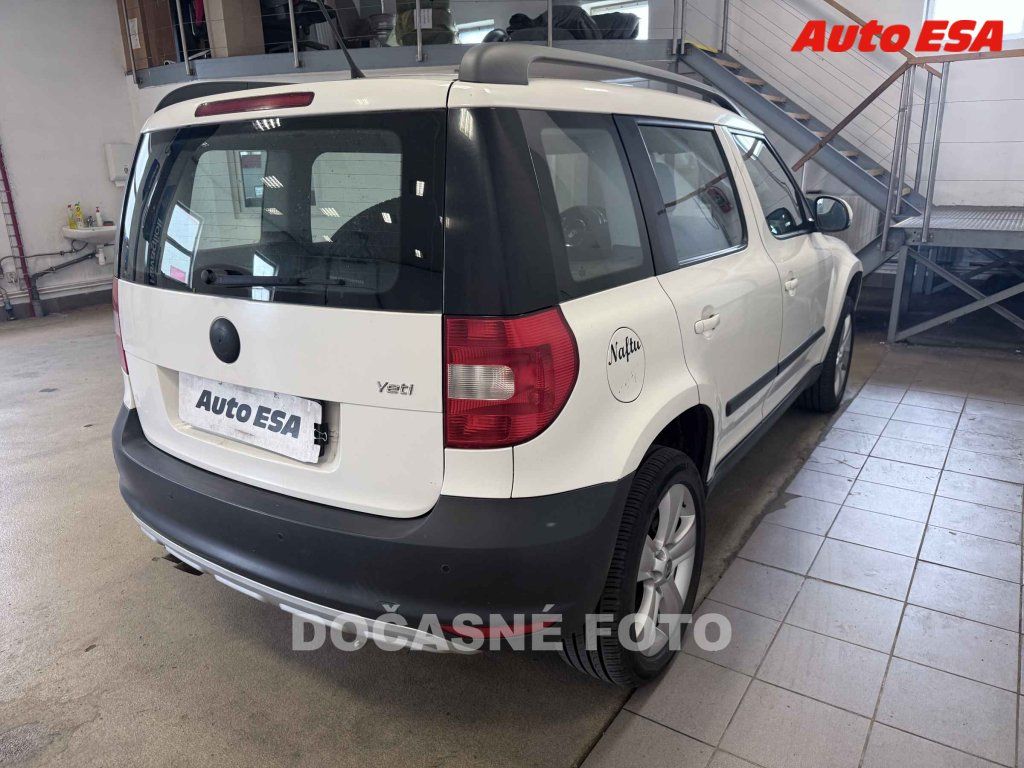 Škoda Yeti, 2.0 TDi,ČR - fotka 2