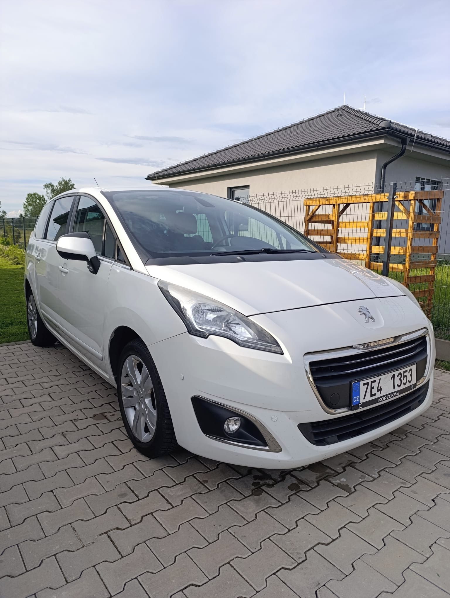 Peugeot 5008, 1.6 BHDI 120k M6