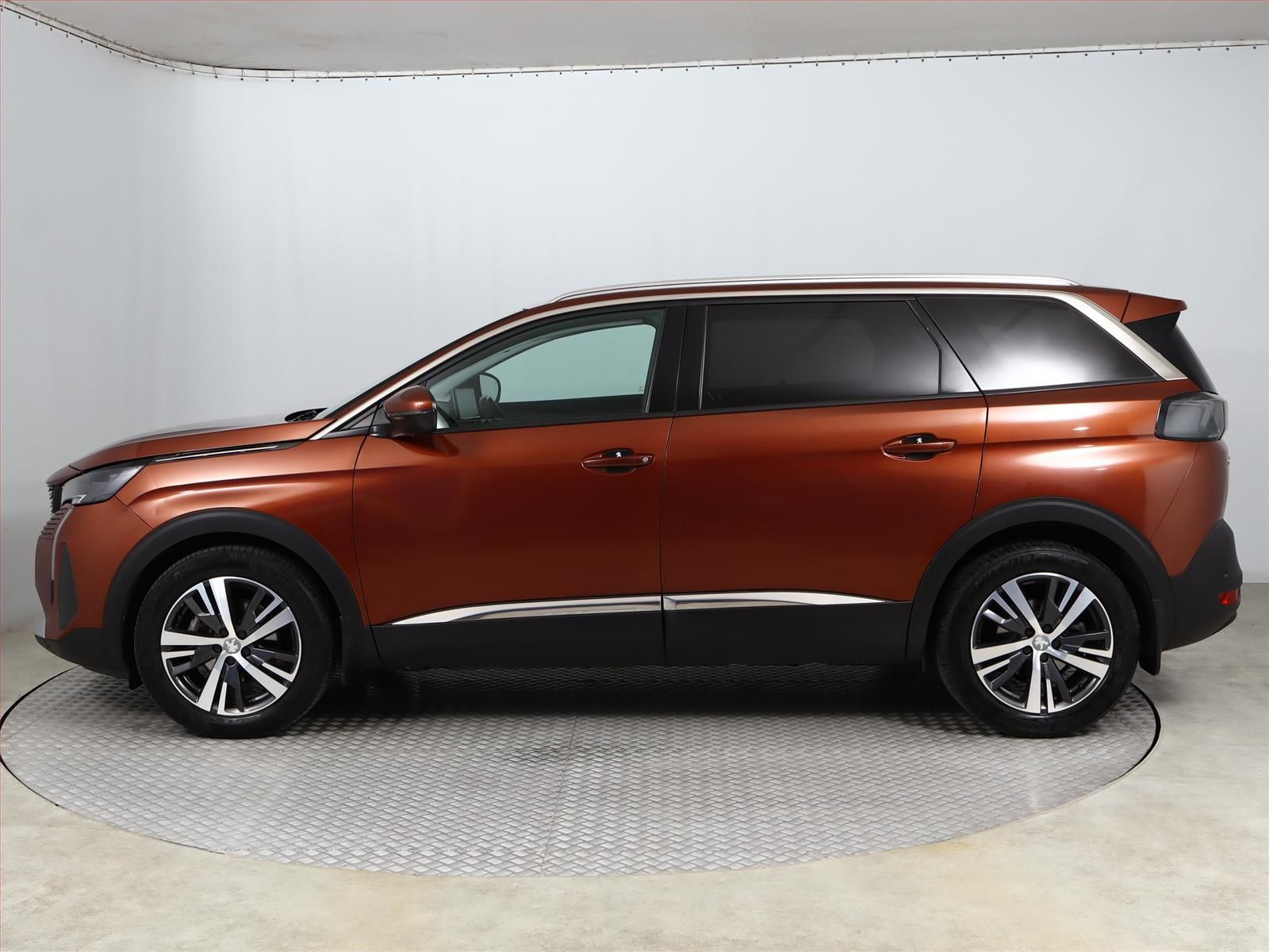Peugeot 5008, 1.5 BlueHDi, Automat, 7 míst - fotka 3