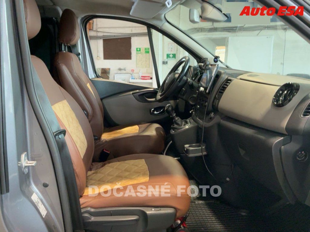 Nissan NV300, 1.6dCi 8míst,Premium - fotka 4