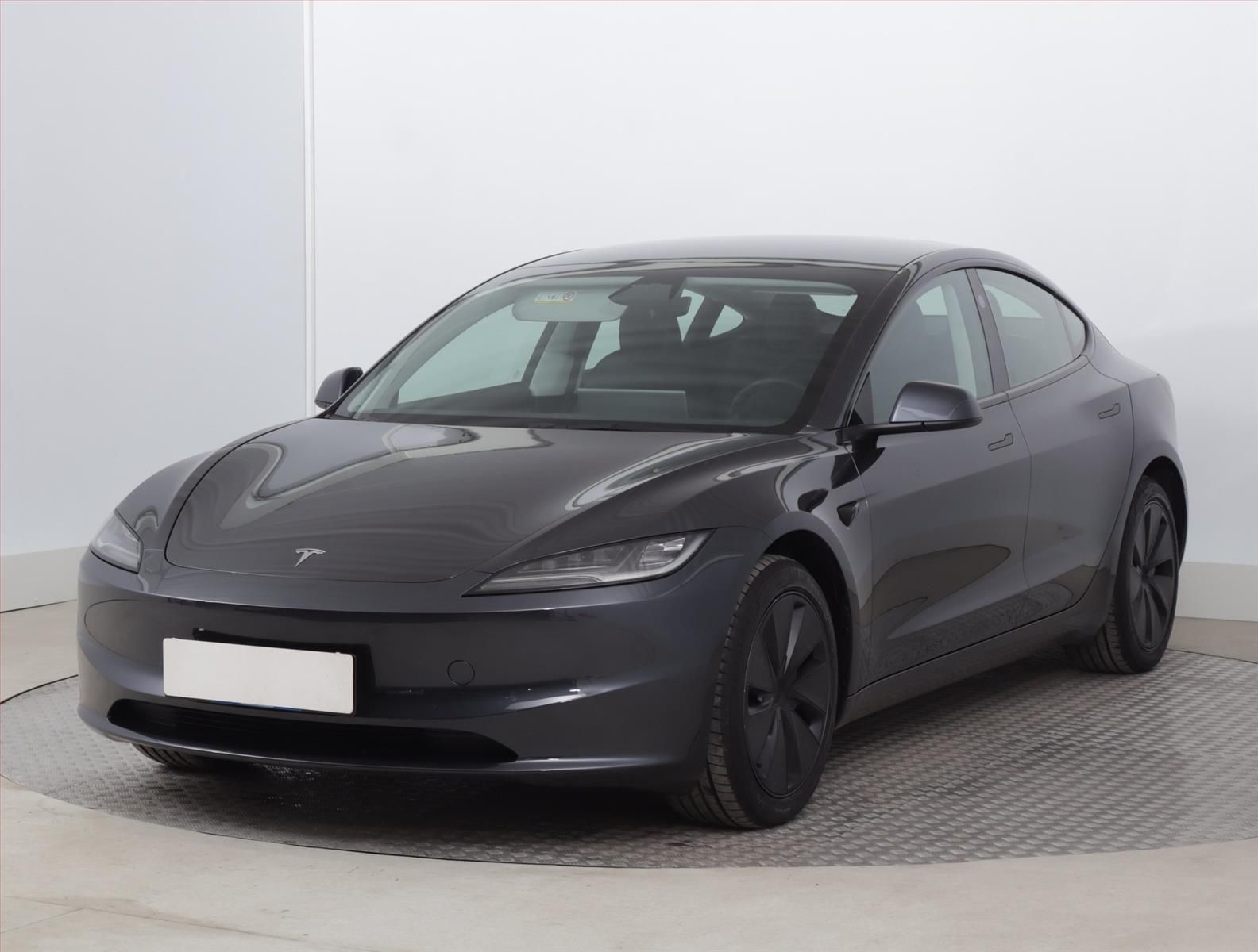 Tesla Model 3, Standard Range 60kWh, SoH 98% - fotka 2
