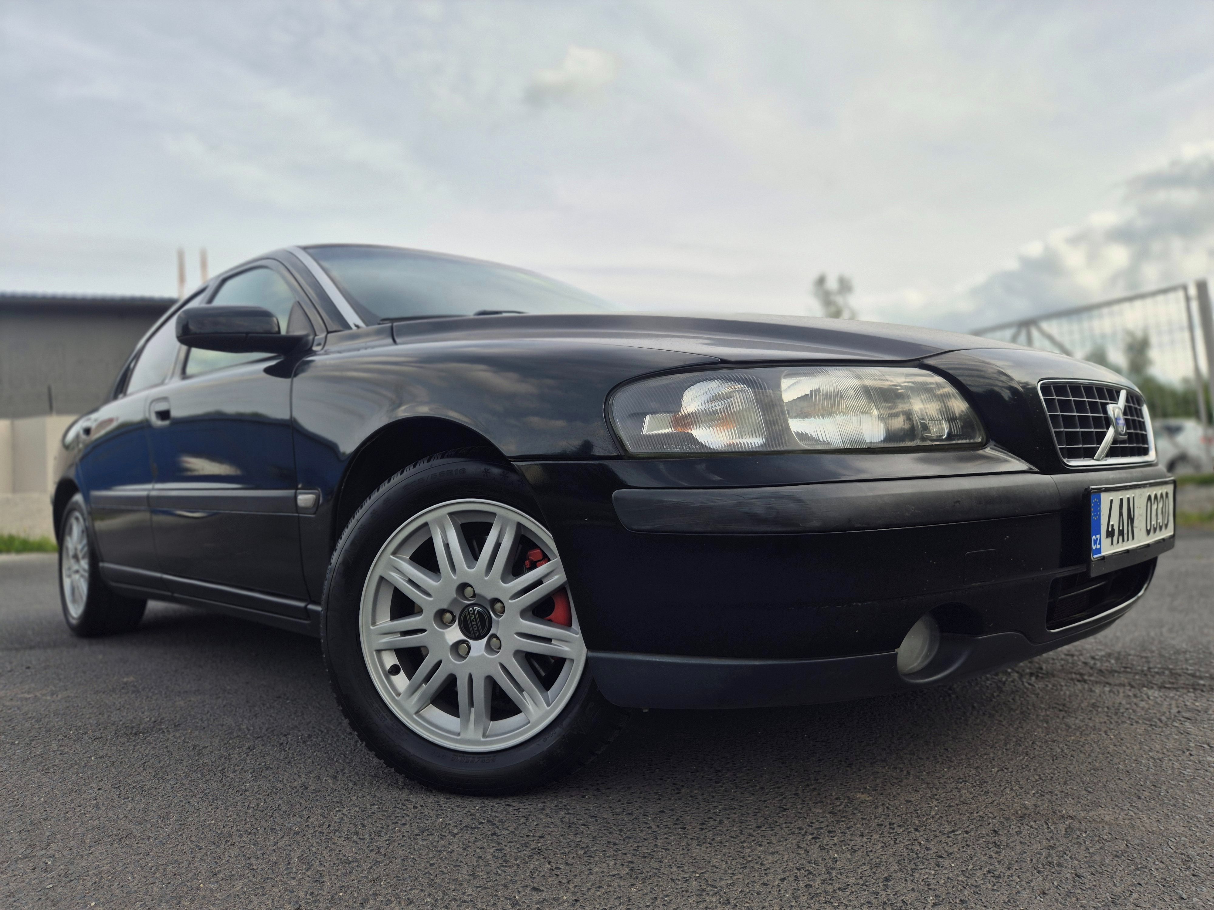Volvo S60, 1 maj.plný servis ZÁRUKA 1 ROK - fotka 2