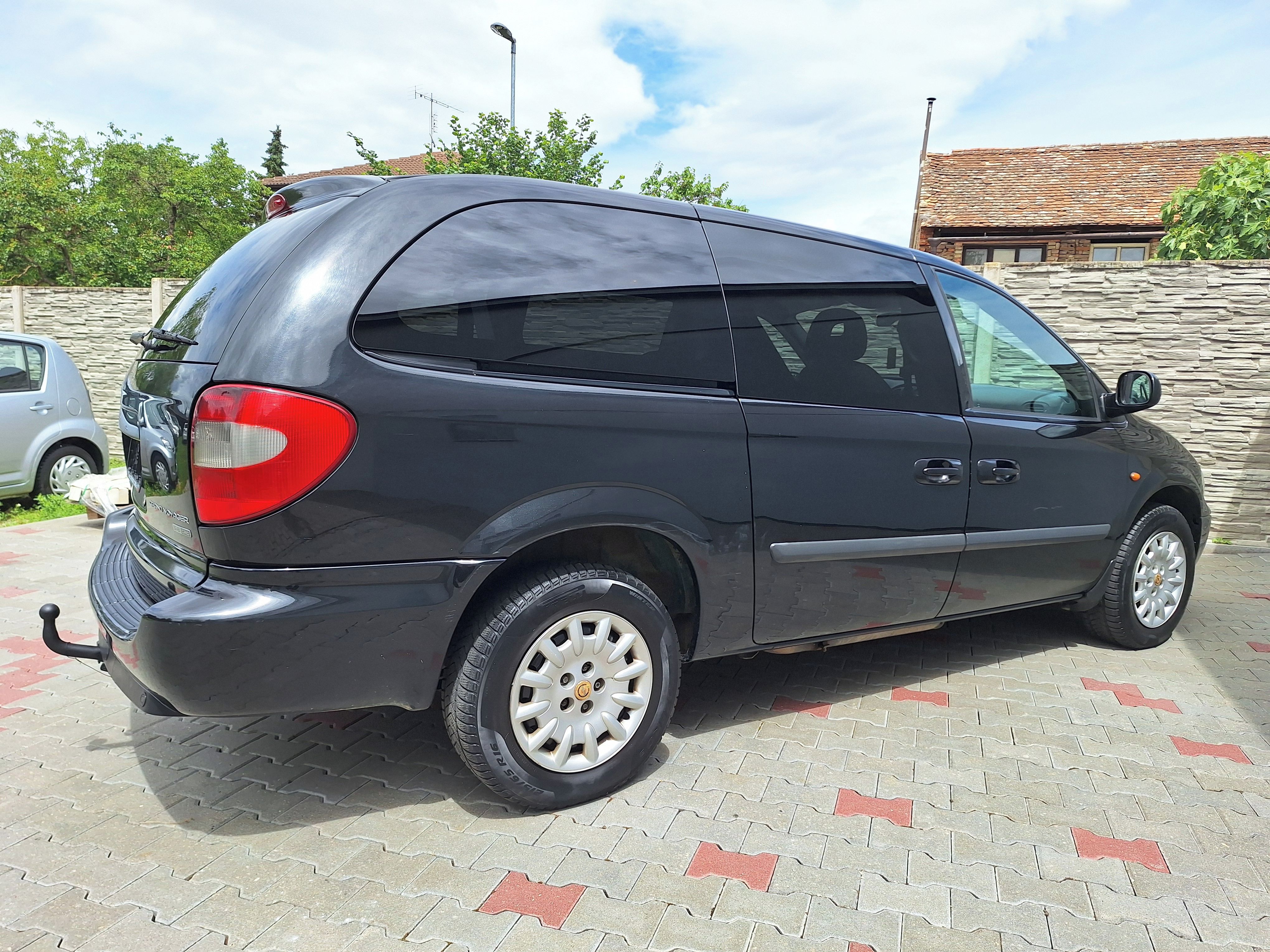 Chrysler Grand Voyager, 2,8CRD 110kW,tažné,7míst - fotka 6