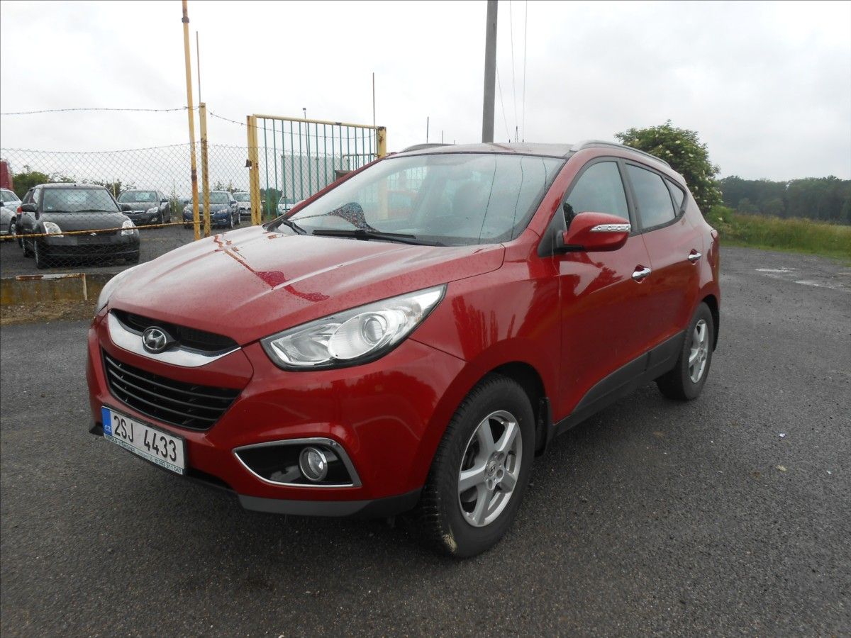 Hyundai ix35, 2,0 100 kW CZ Serviska 4 x 4 - fotka 2
