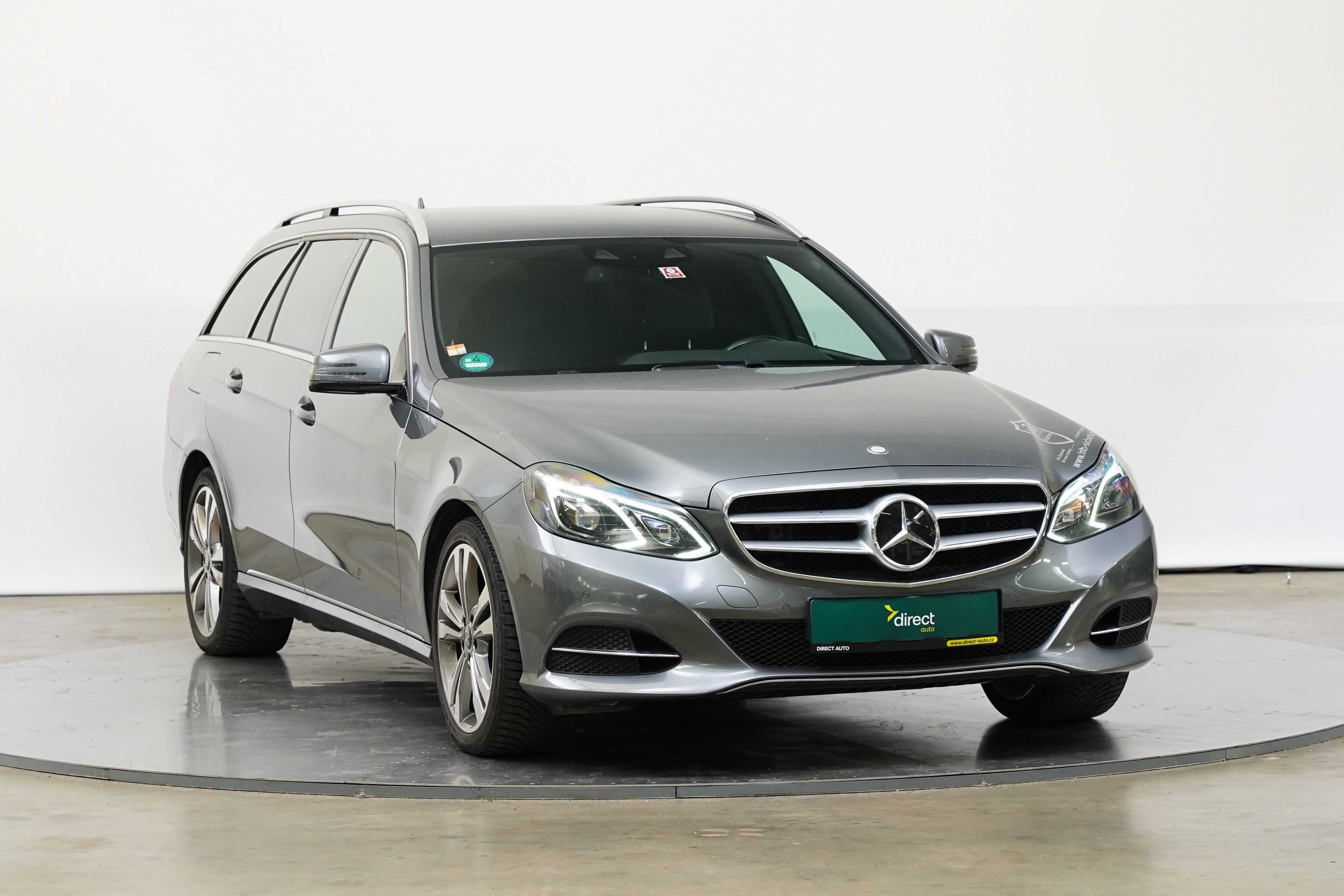 Mercedes-Benz Třídy E, 220 CDI-T 125 kW Avantgarde - fotka 2