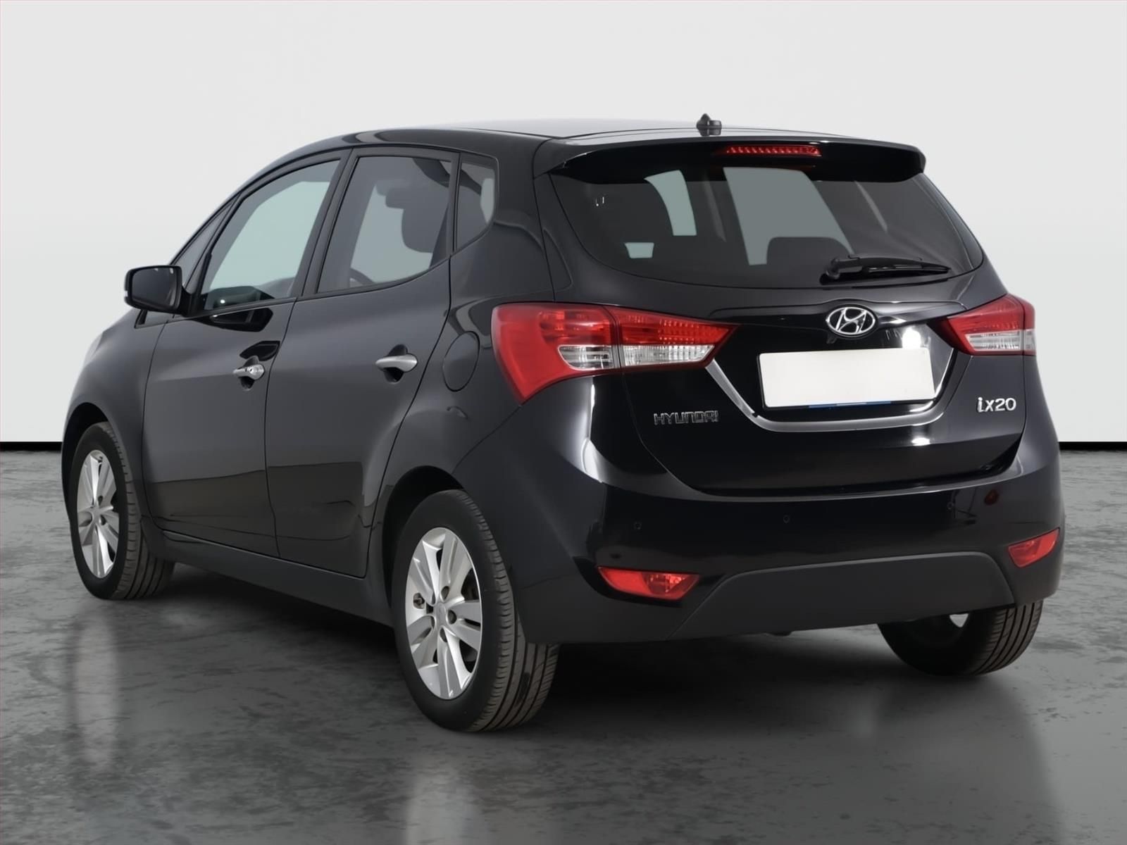 Hyundai ix20, 1.6 CVVT, Automat, Serv.kniha - fotka 4